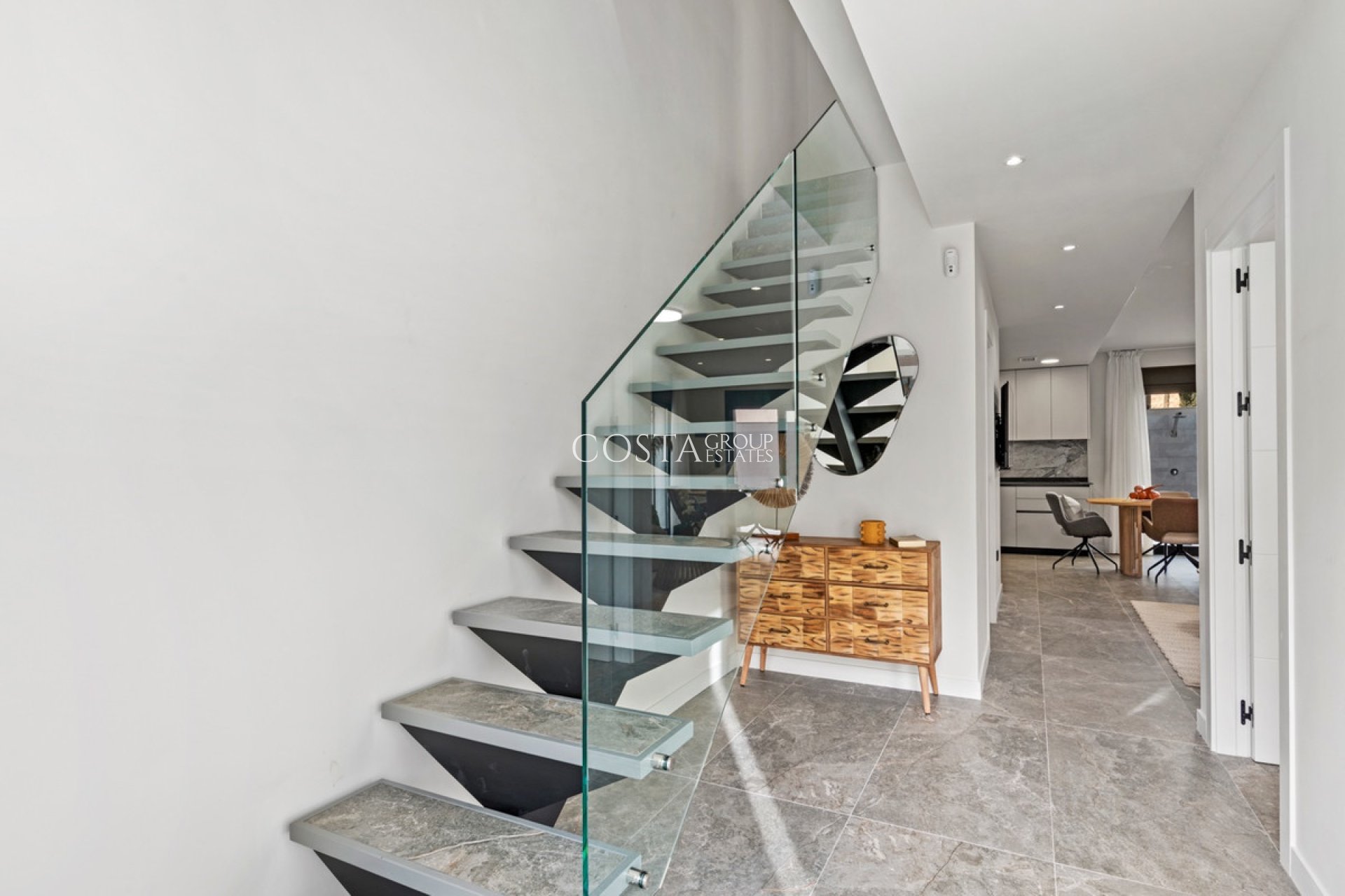 Resale - Villa -
Pilar de la Horadada - Torre De La Horadada