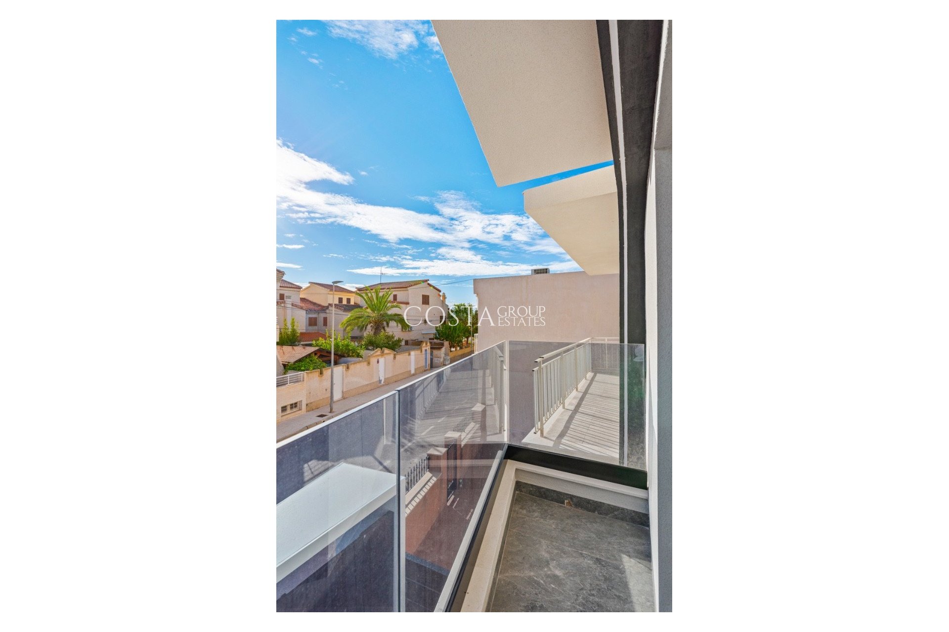 Resale - Villa -
Pilar de la Horadada - Torre De La Horadada