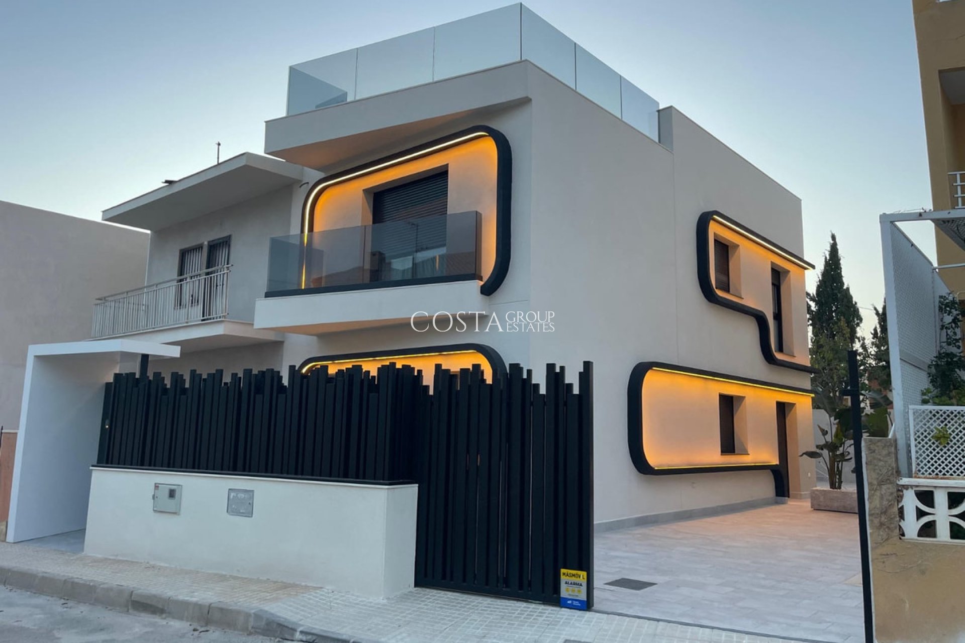 Resale - Villa -
Pilar de la Horadada - Torre De La Horadada