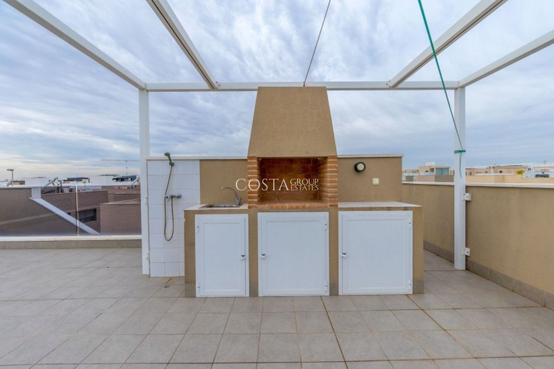 Resale - Villa -
Pilar de la Horadada - Torre De La Horadada