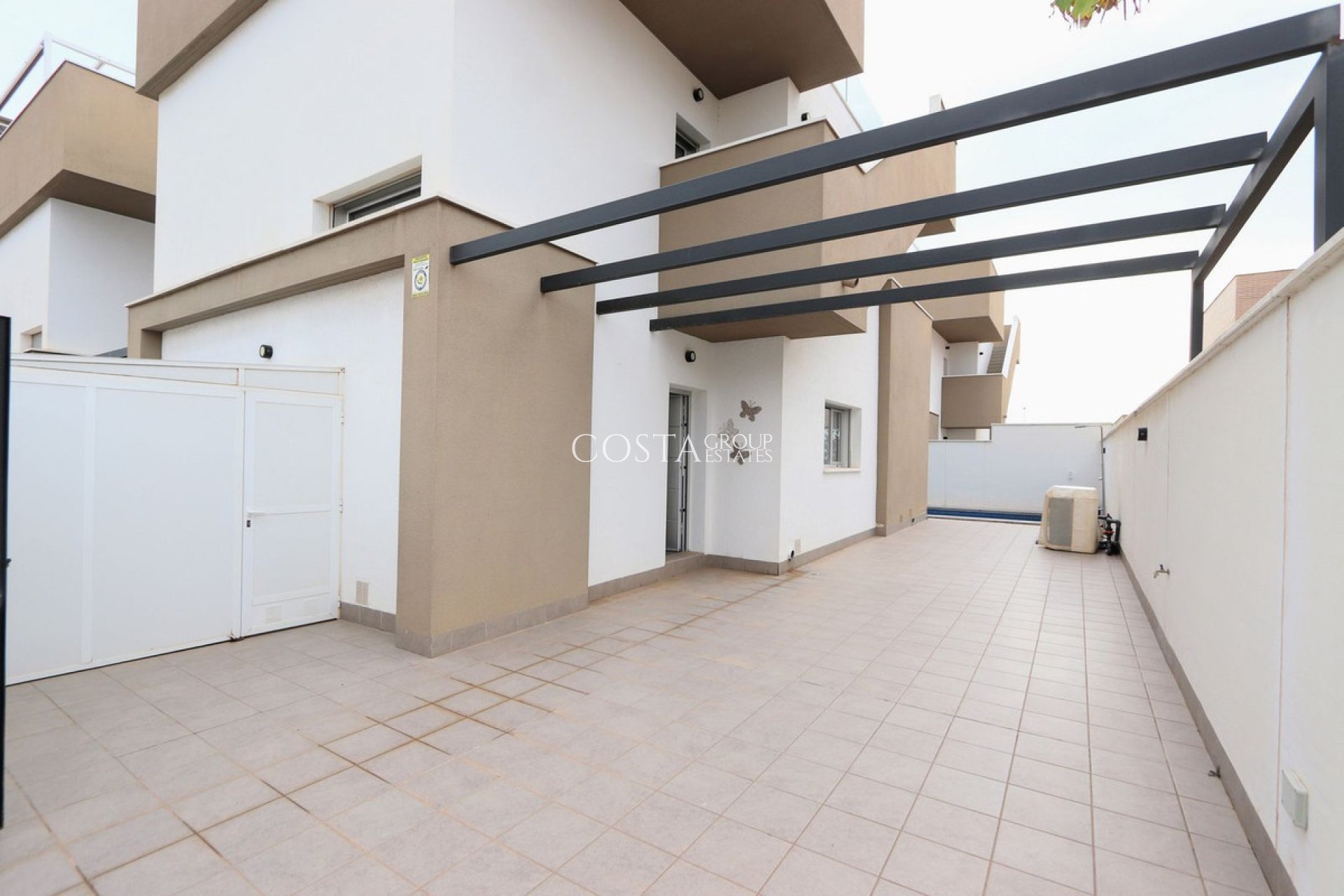 Resale - Villa -
Pilar de la Horadada - Torre De La Horadada