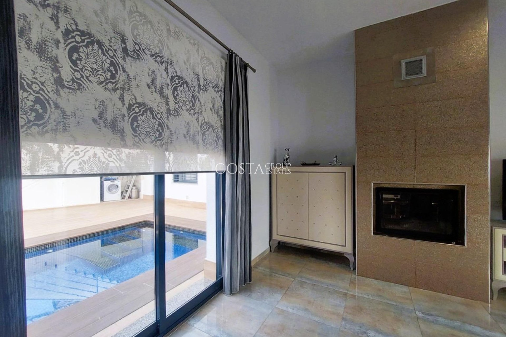 Resale - Villa -
Pilar de la Horadada - Torre De La Horadada