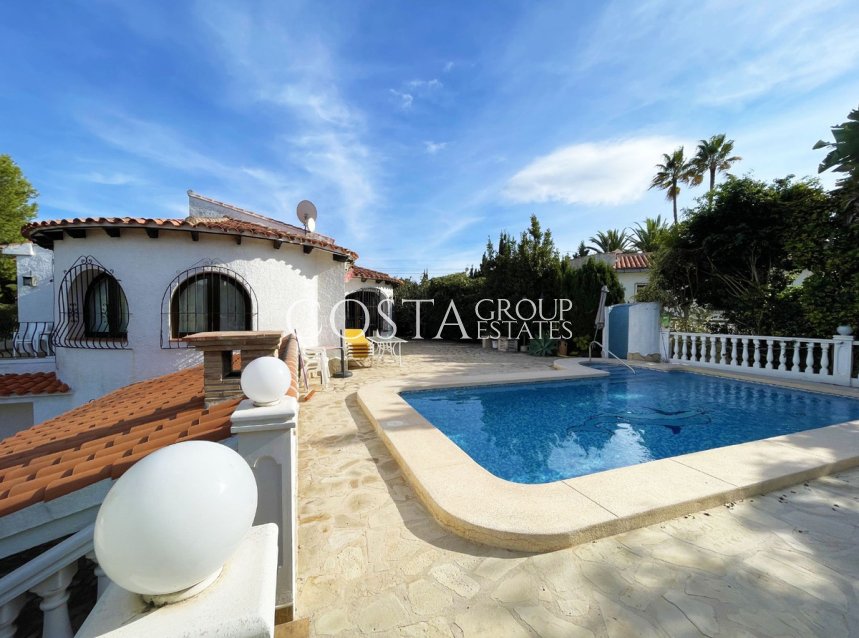 Resale - Villa -
Pinoso - Los Pinos