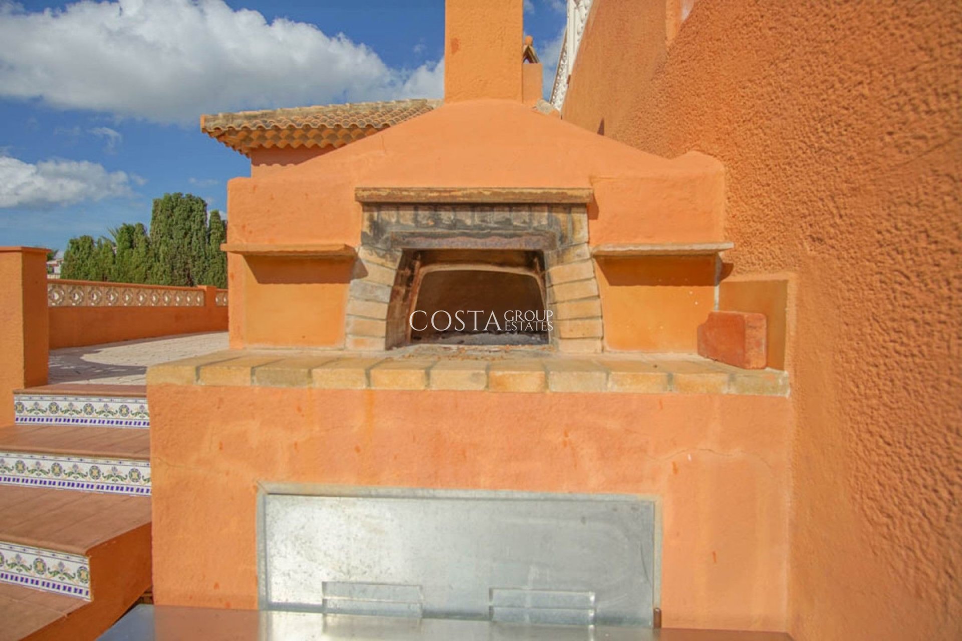 Resale - Villa -
Pinoso - Los Pinos