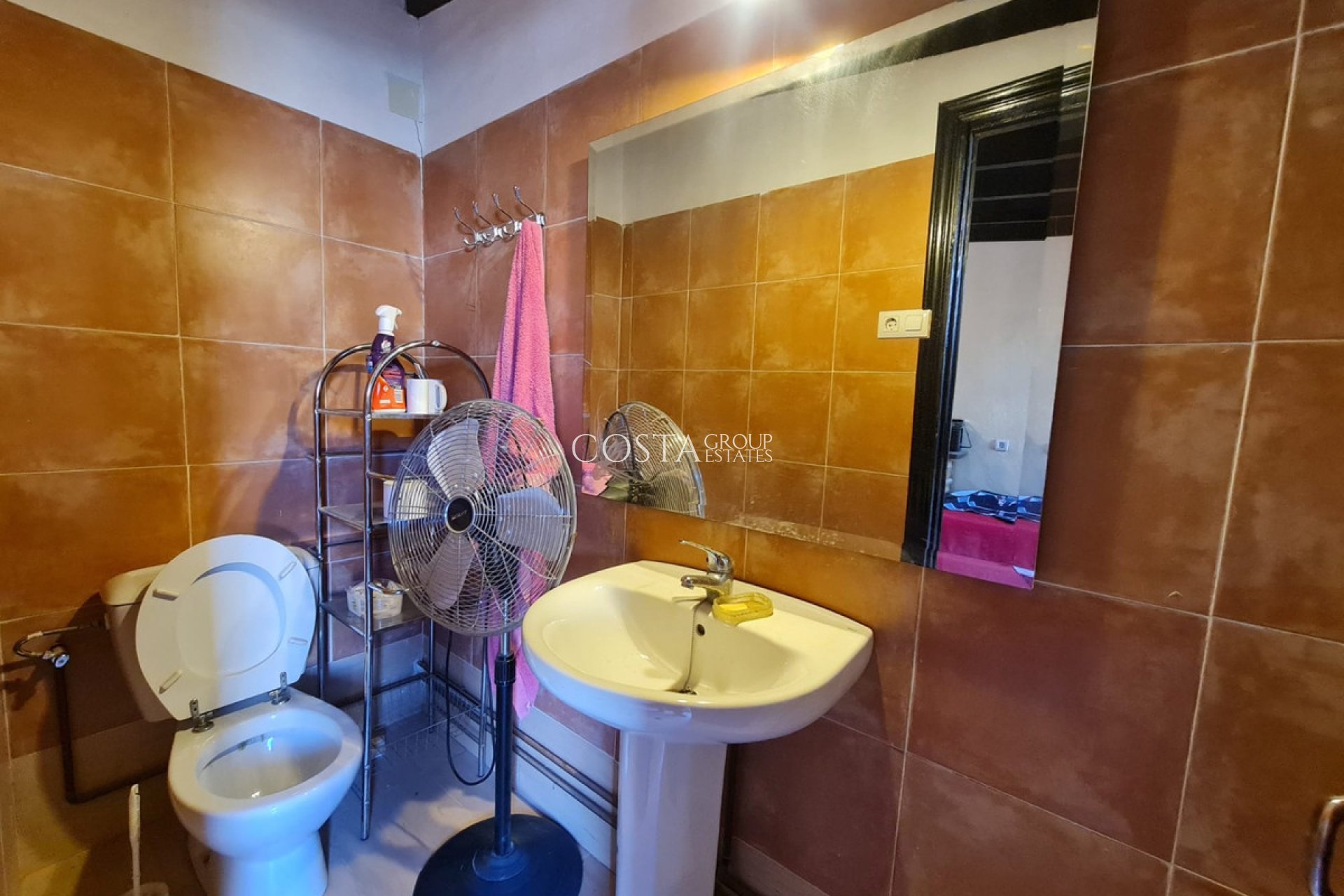 Resale - Villa -
Pinoso - Pinoso Centro