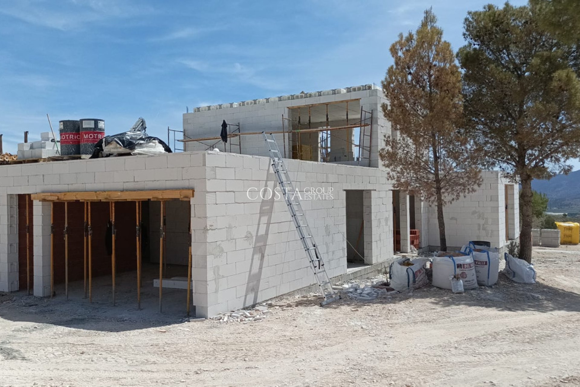 Resale - Villa -
Pinoso - Pinoso Centro