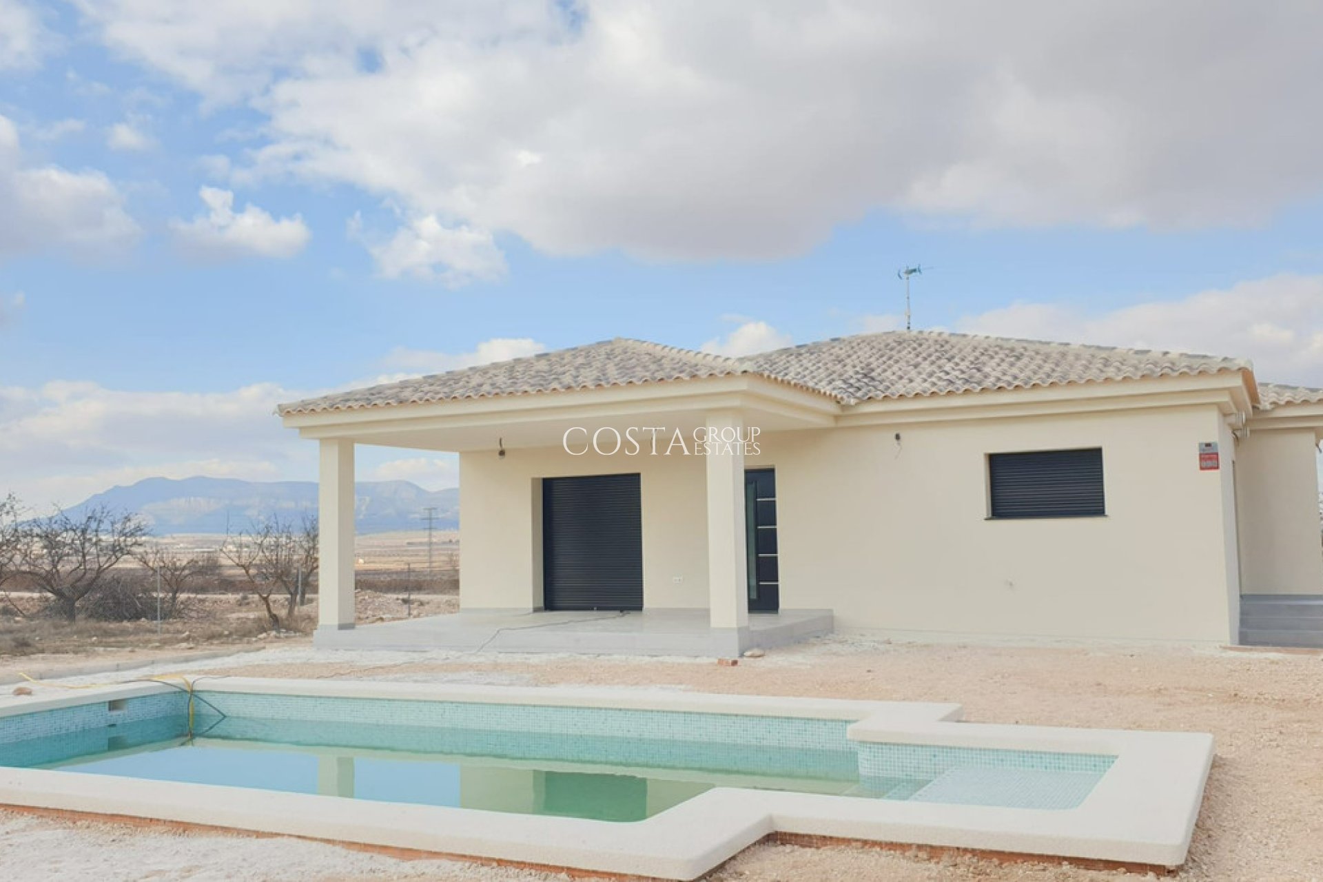 Resale - Villa -
Pinoso - Pinoso Centro