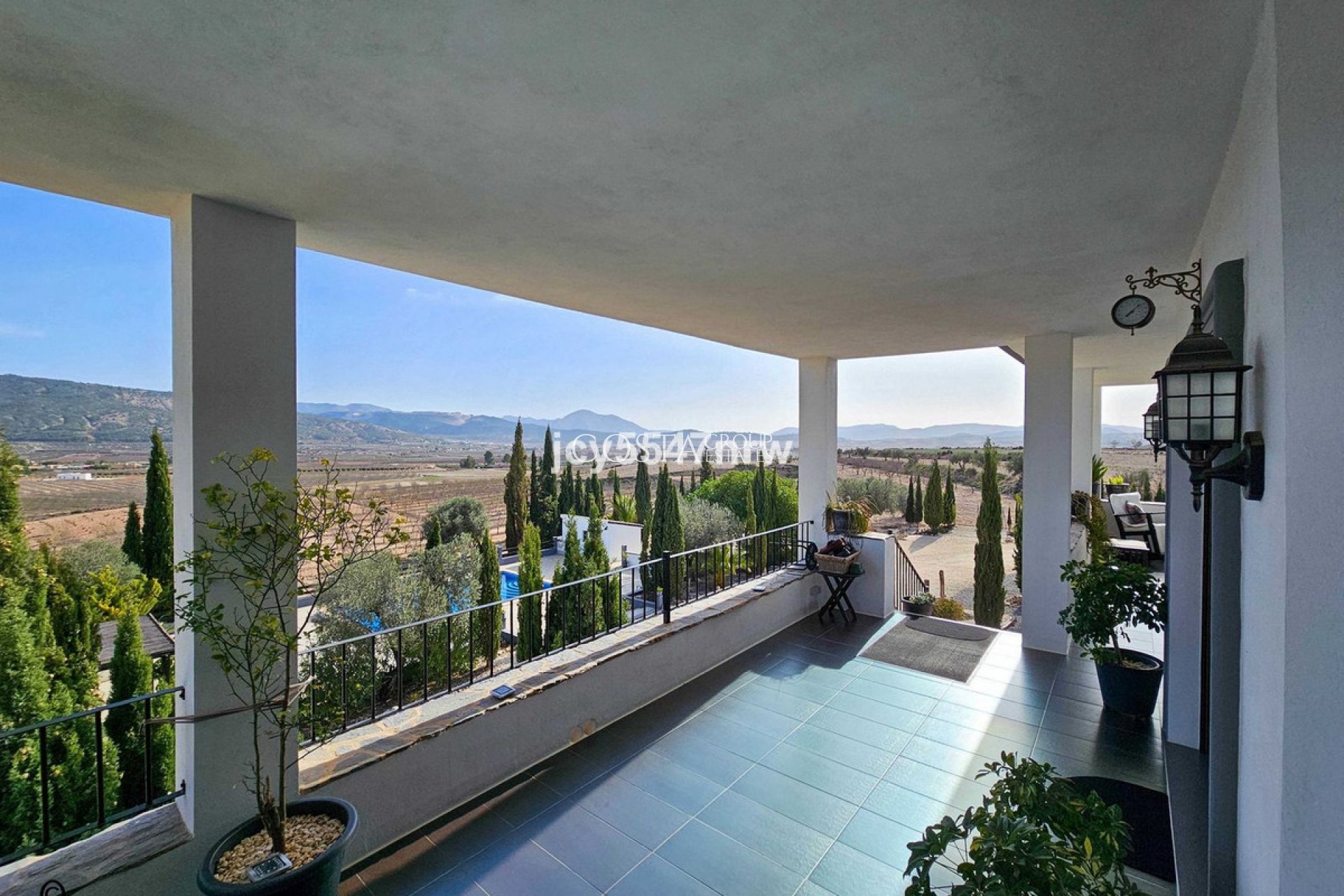 Resale - Villa -
Pinoso - Pinoso Centro