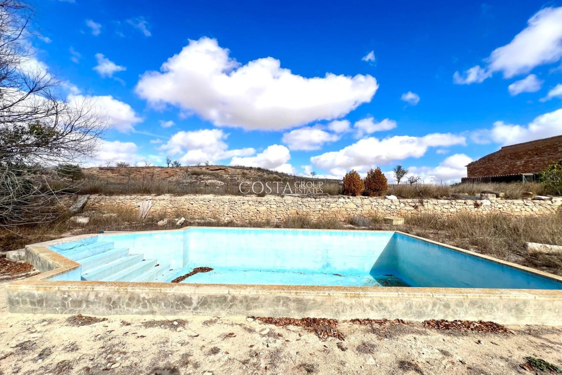 Resale - Villa -
Pinoso - Pinoso Centro