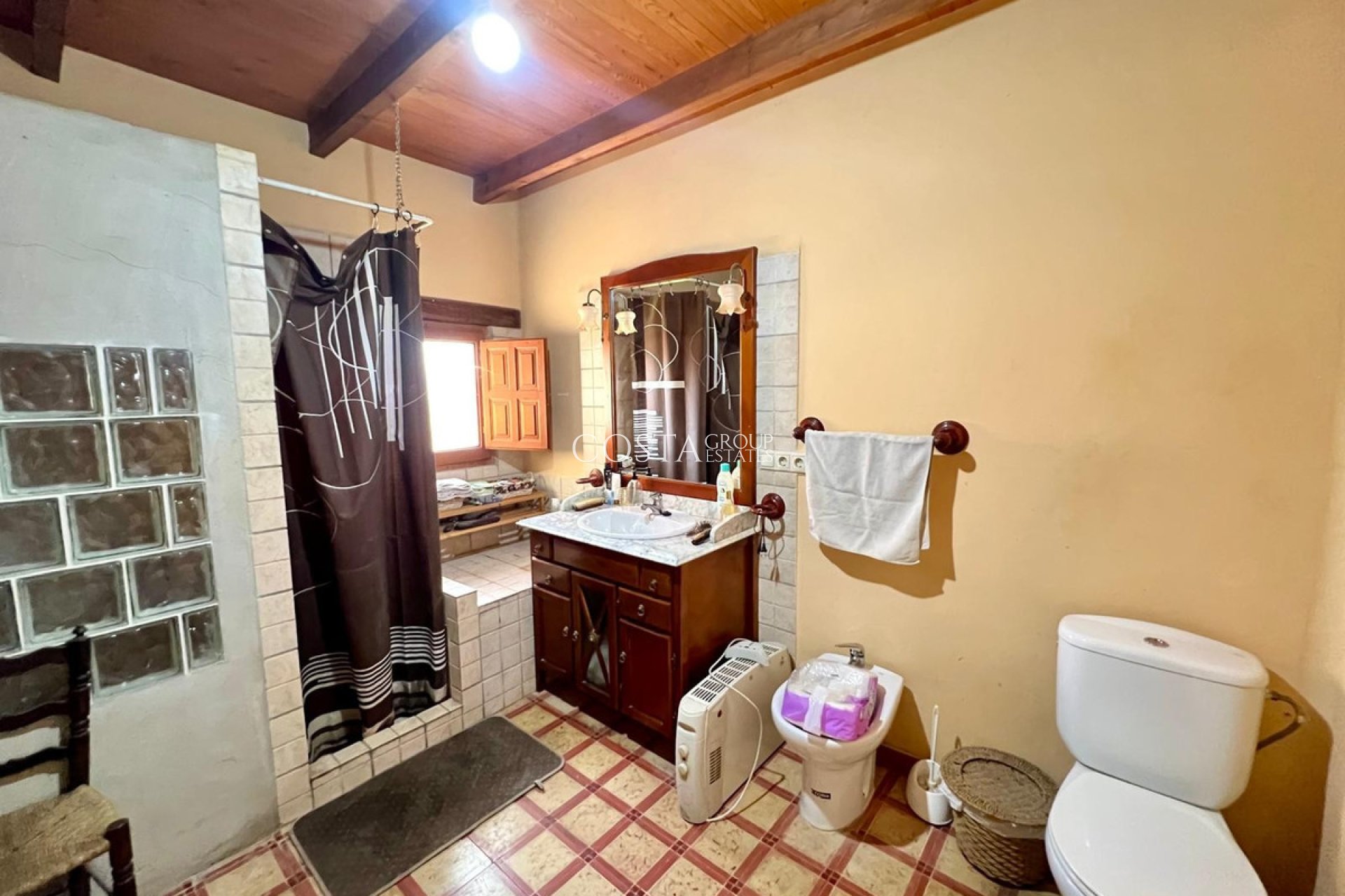 Resale - Villa -
Pinoso - Pinoso Centro