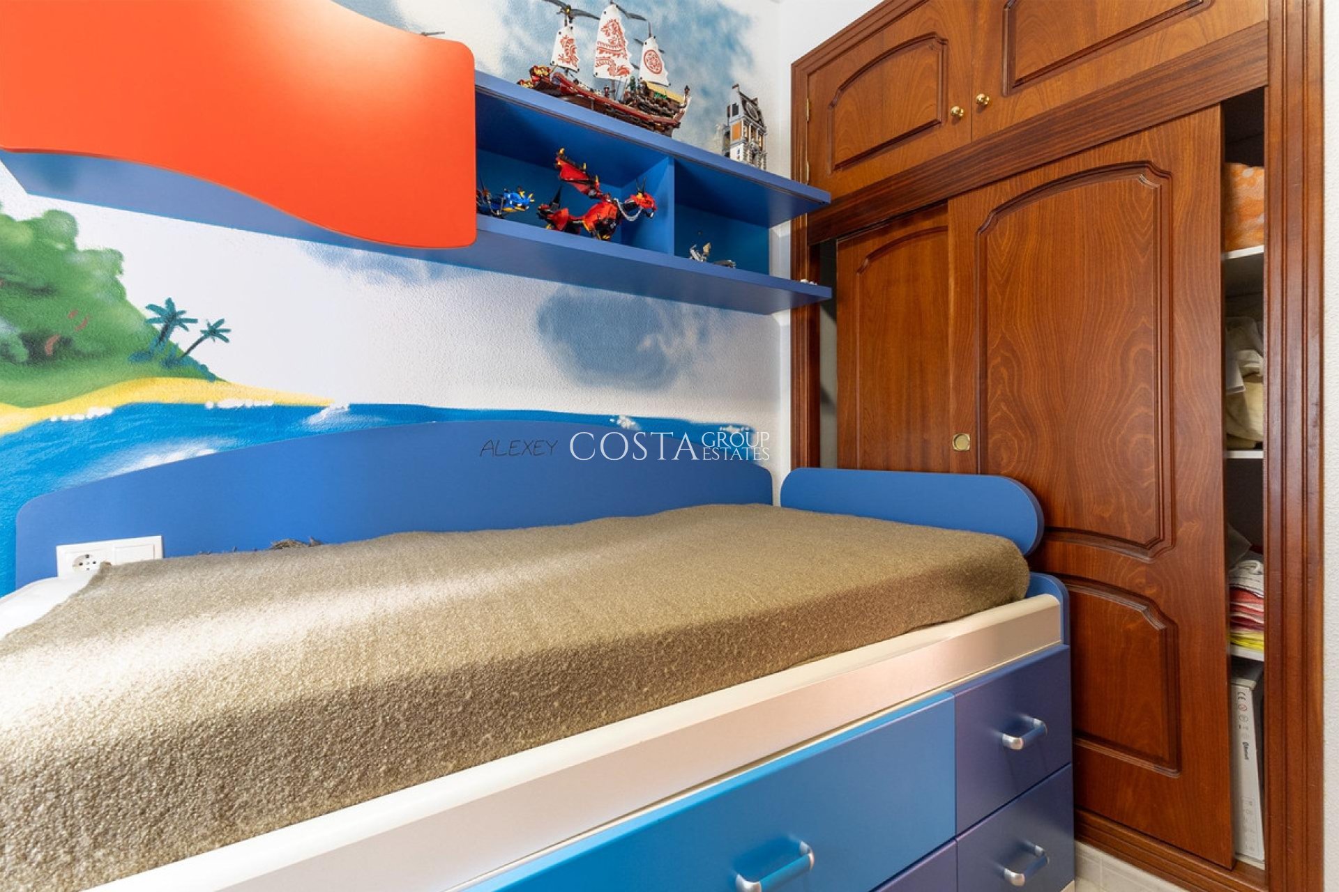 Resale - Villa -
Rojales - Ciudad Quesada