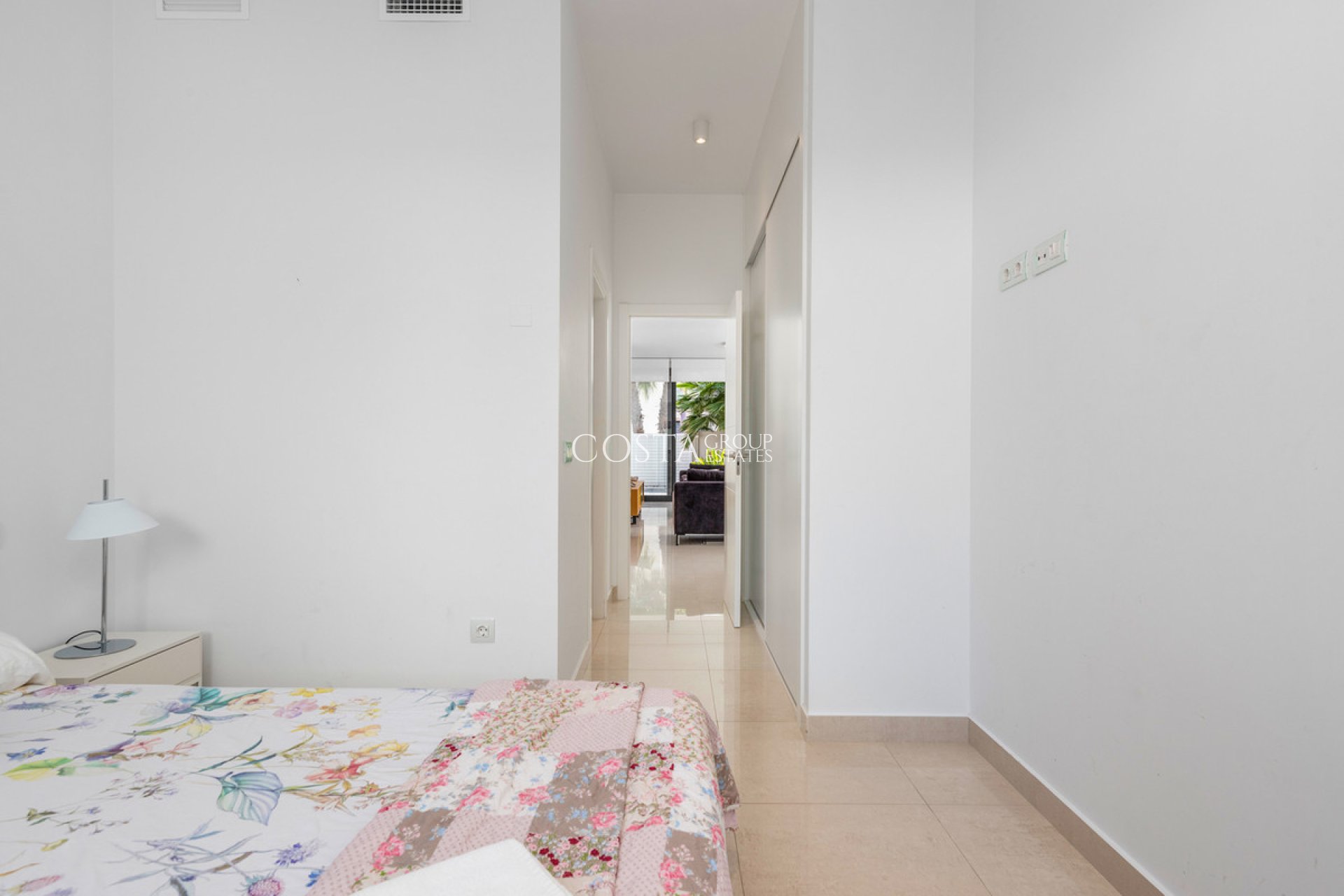 Resale - Villa -
Rojales - Ciudad Quesada