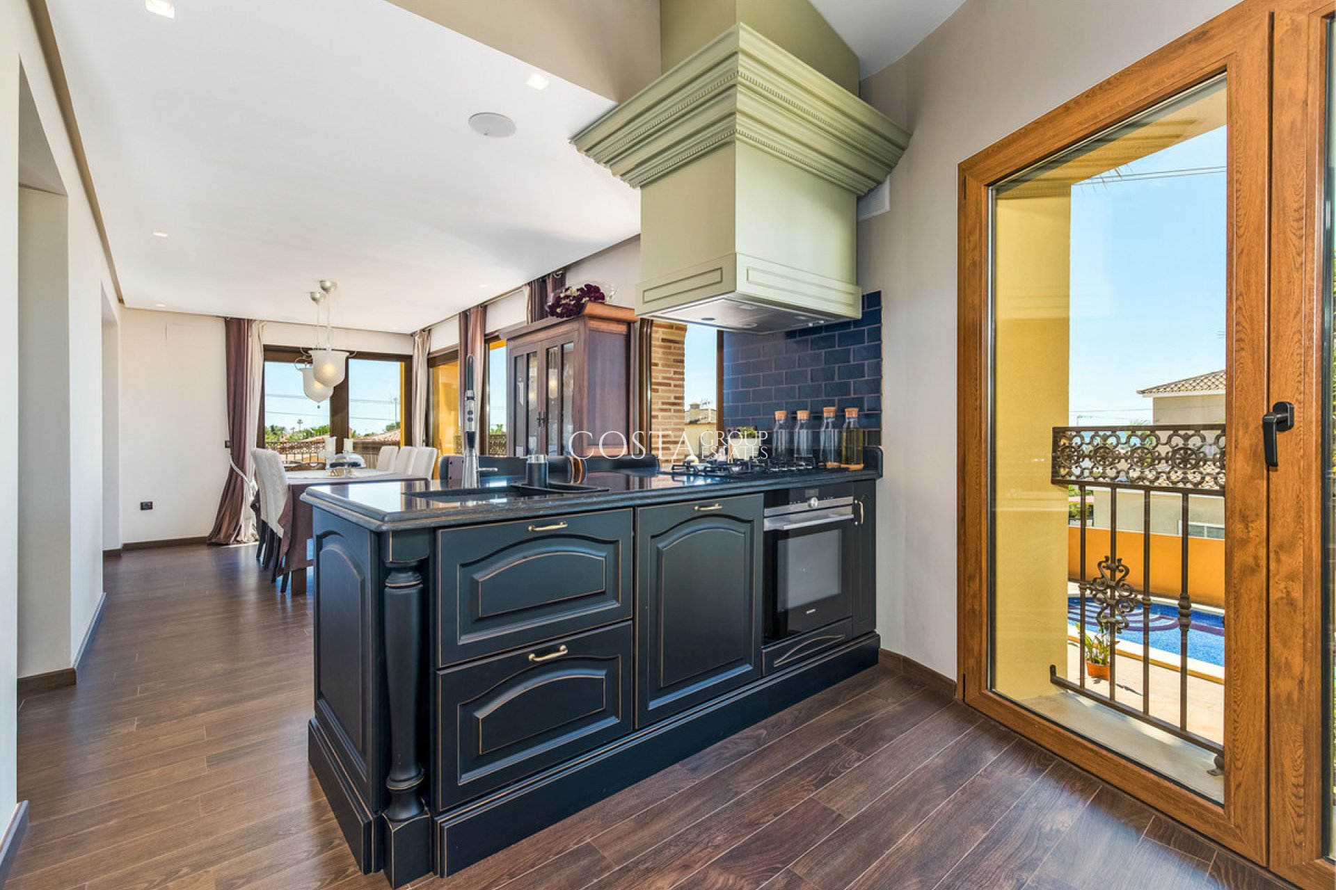 Resale - Villa -
Rojales - Ciudad Quesada