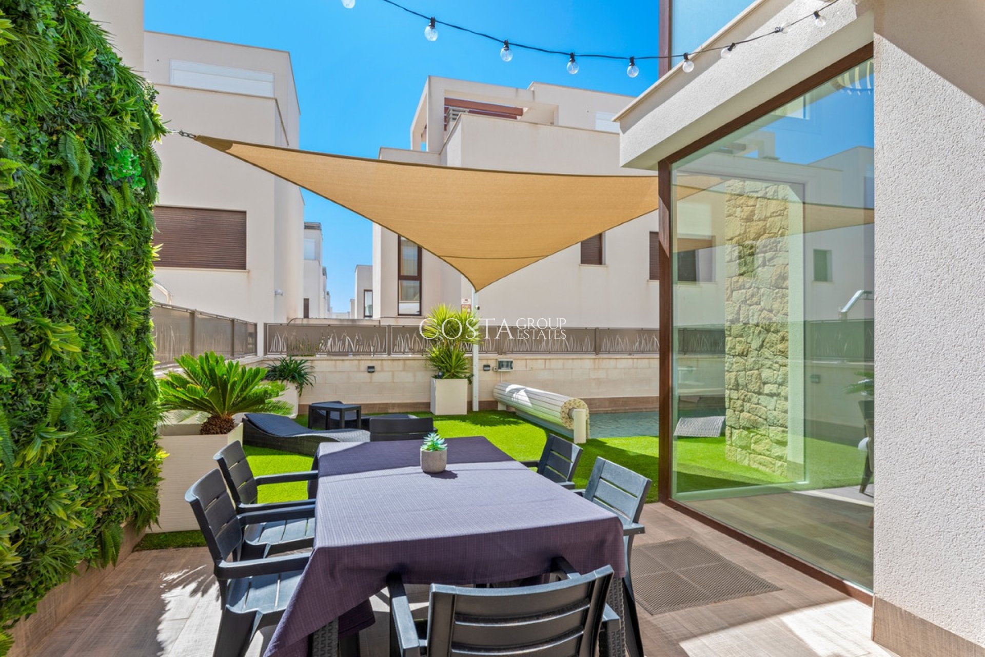 Resale - Villa -
Rojales - Ciudad Quesada