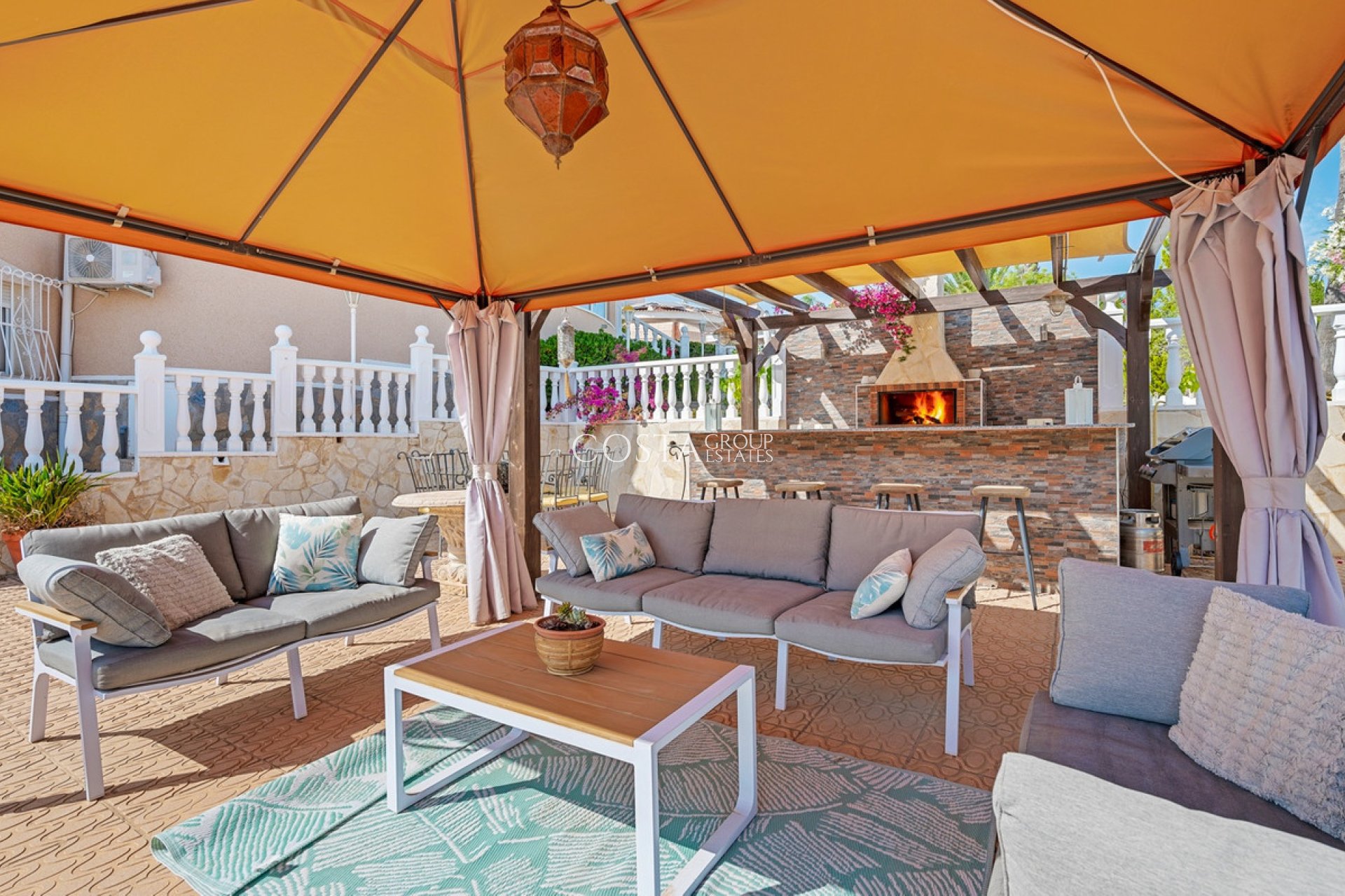 Resale - Villa -
Rojales - Ciudad Quesada