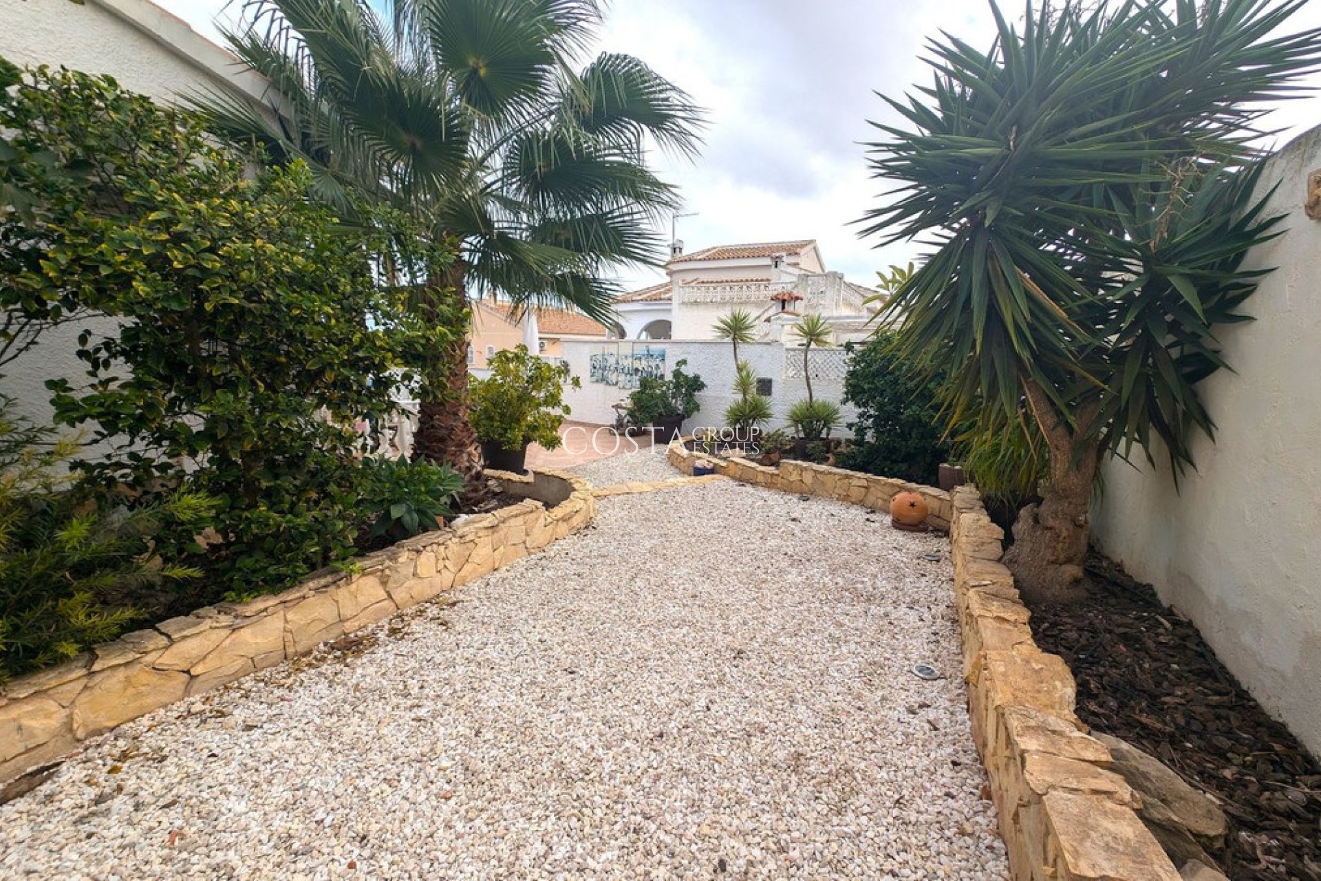 Resale - Villa -
Rojales - Ciudad Quesada