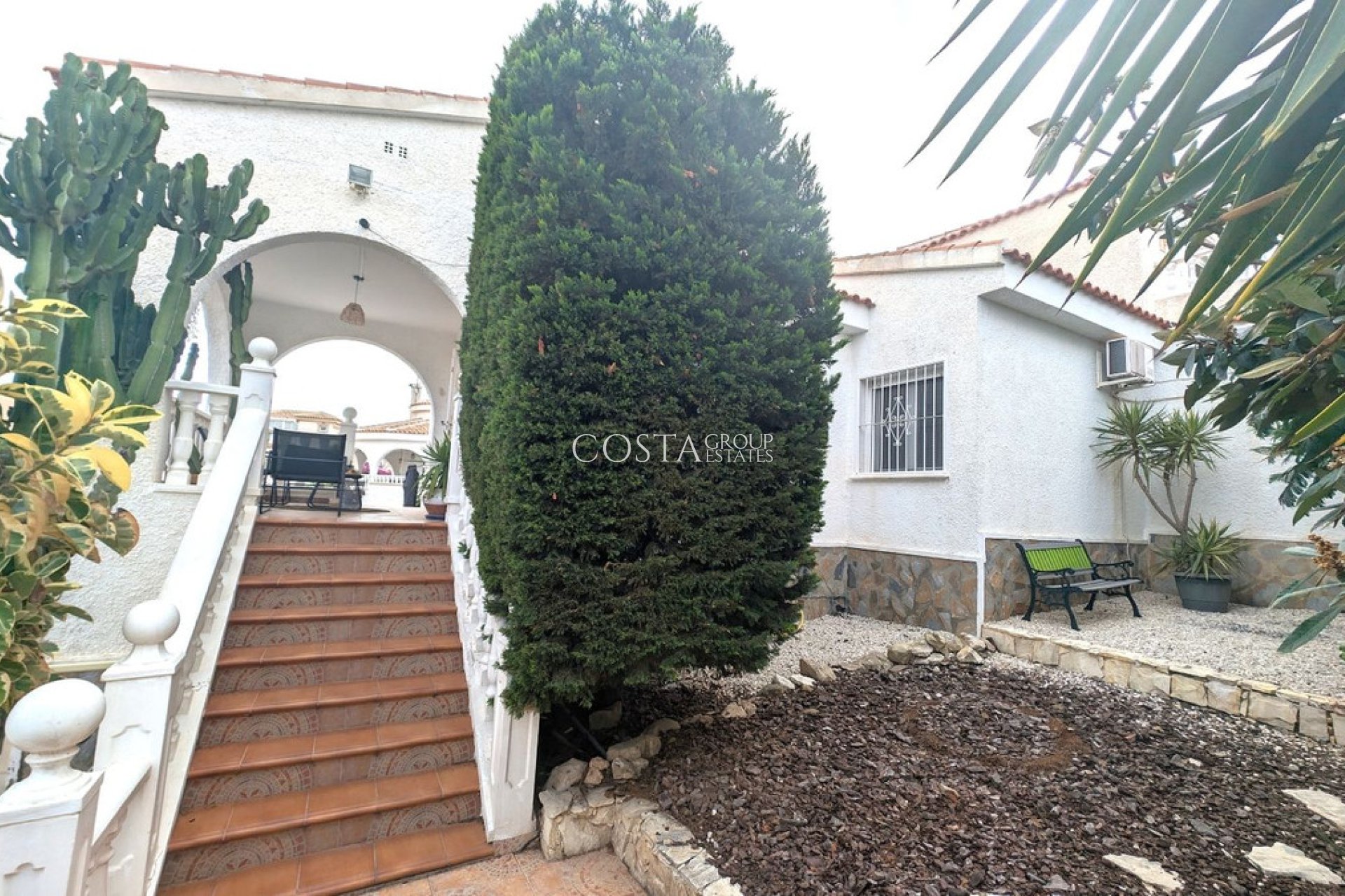 Resale - Villa -
Rojales - Ciudad Quesada