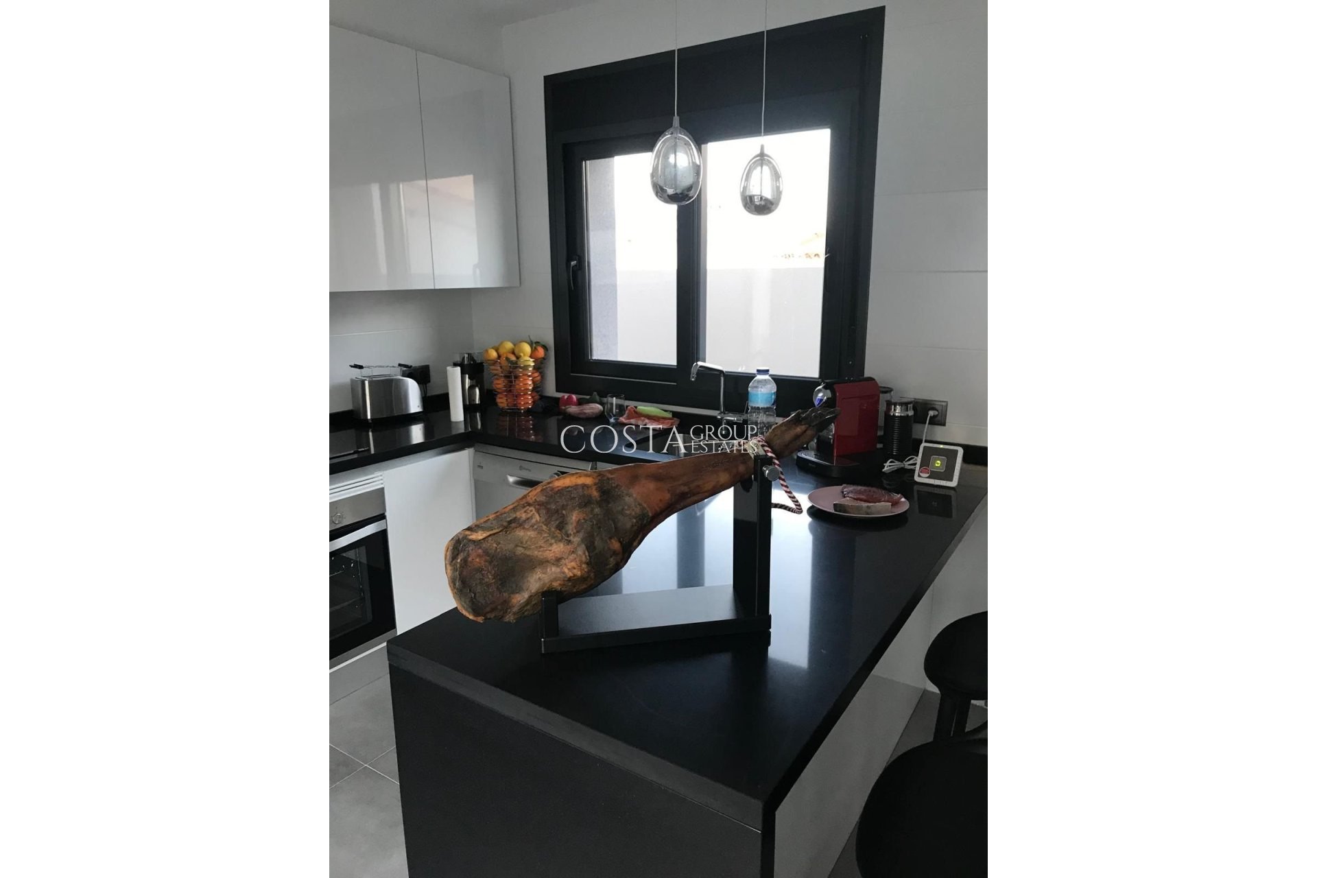 Resale - Villa -
Rojales - Ciudad Quesada