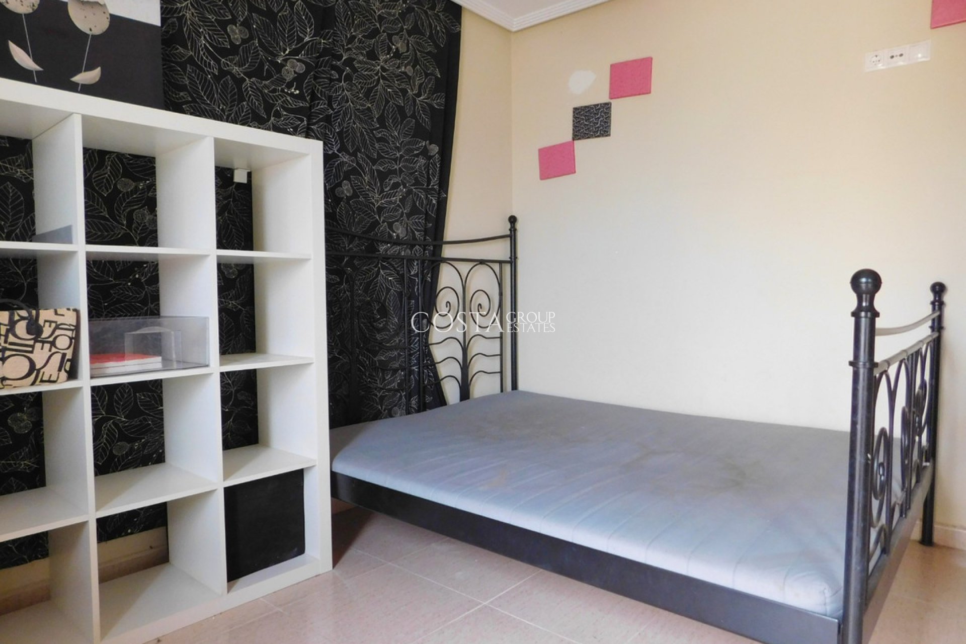 Resale - Villa -
Rojales - Ciudad Quesada