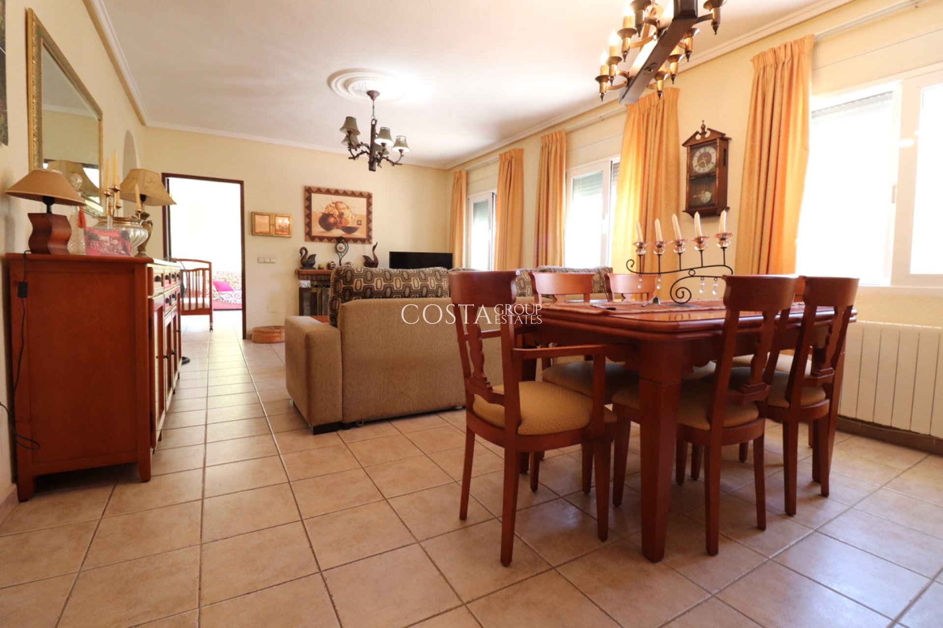 Resale - Villa -
Rojales - Ciudad Quesada