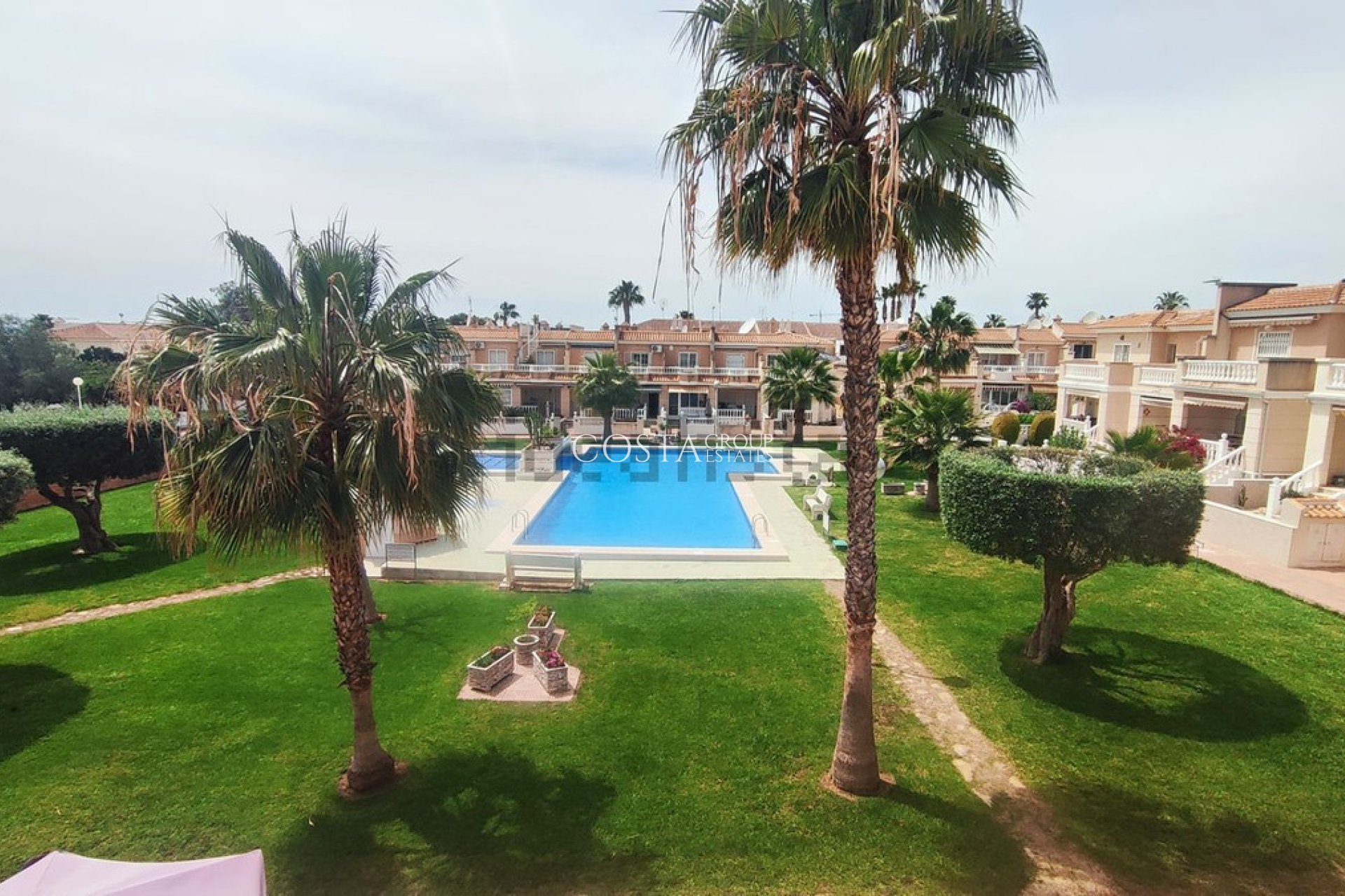 Resale - Villa -
Rojales - Ciudad Quesada