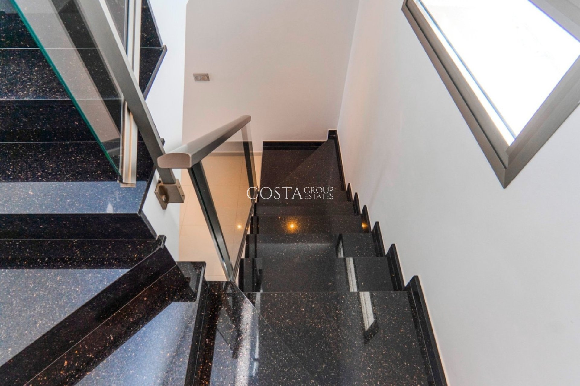 Resale - Villa -
Rojales - Ciudad Quesada