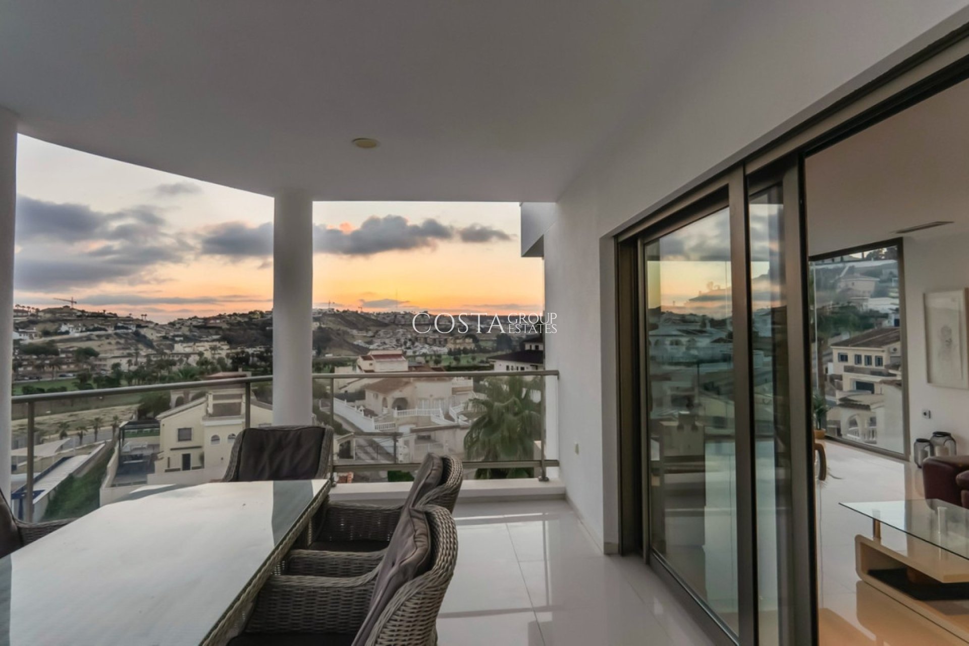 Resale - Villa -
Rojales - Ciudad Quesada