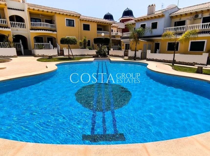 Resale - Villa -
Rojales - Ciudad Quesada