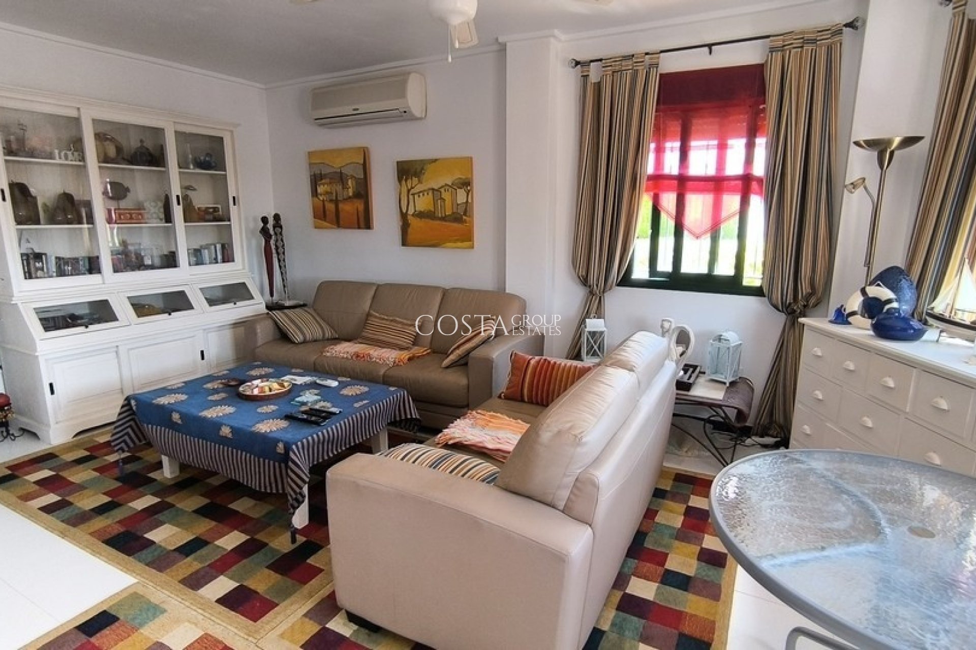 Resale - Villa -
Rojales - Ciudad Quesada