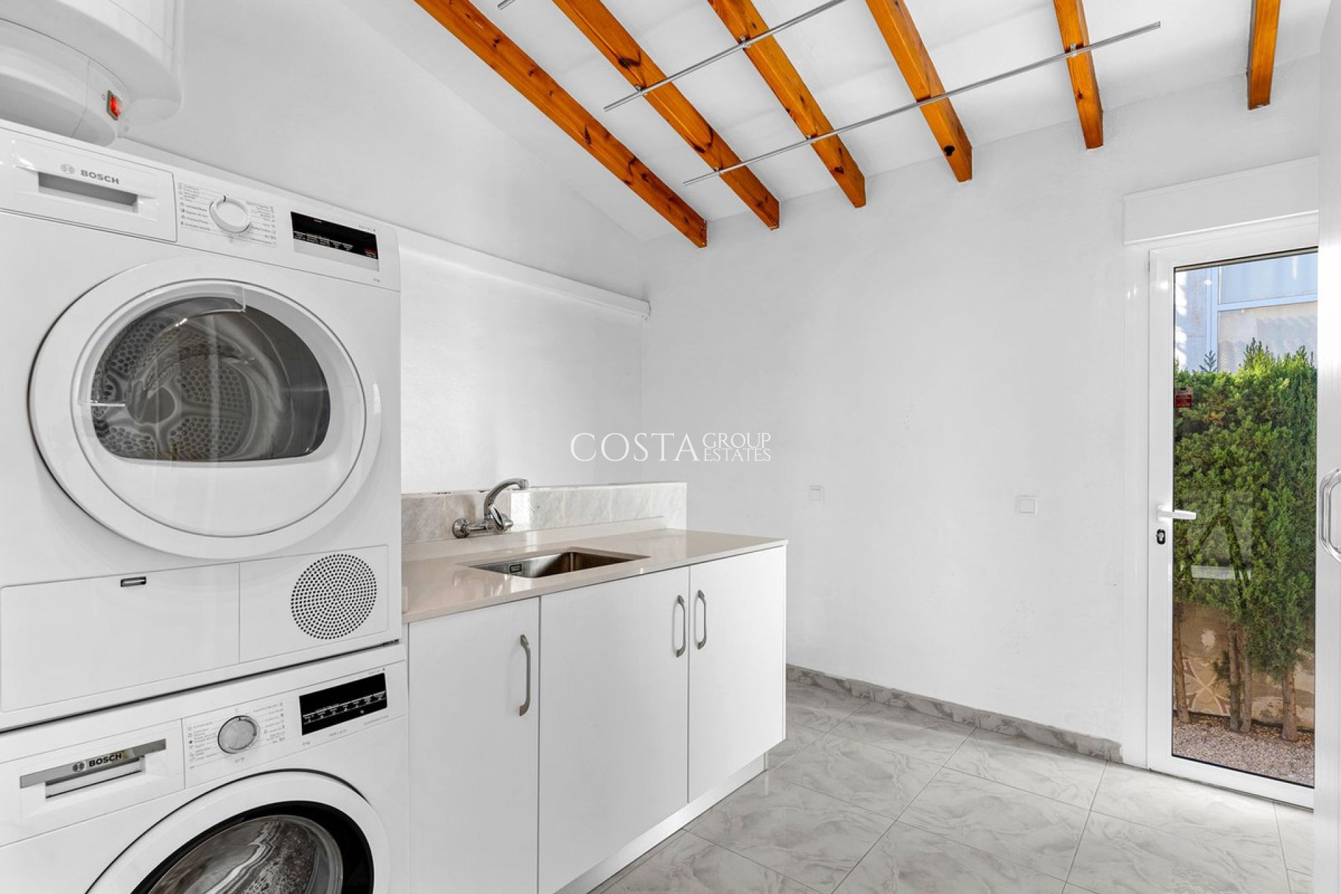 Resale - Villa -
Rojales - Ciudad Quesada