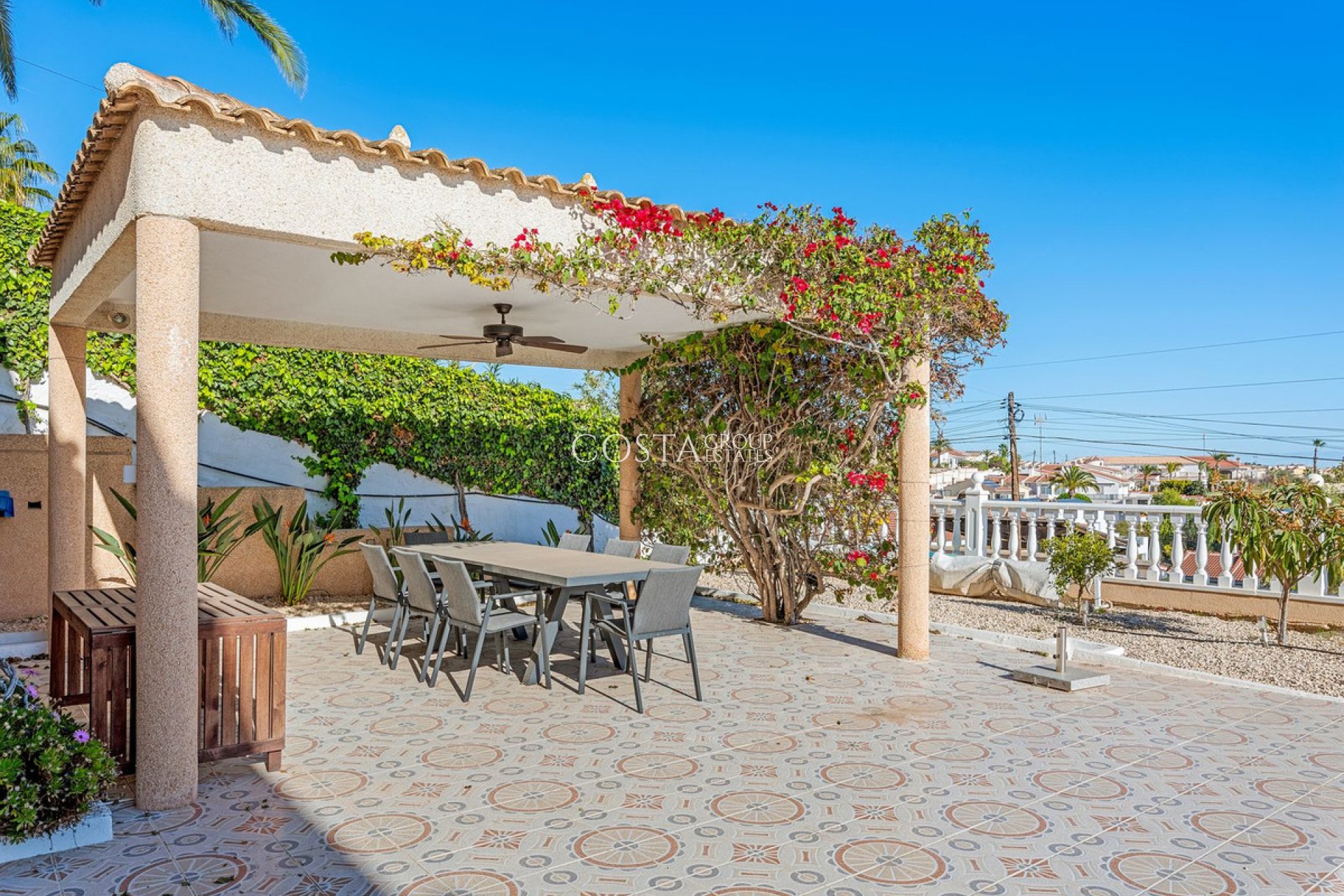 Resale - Villa -
Rojales - Ciudad Quesada