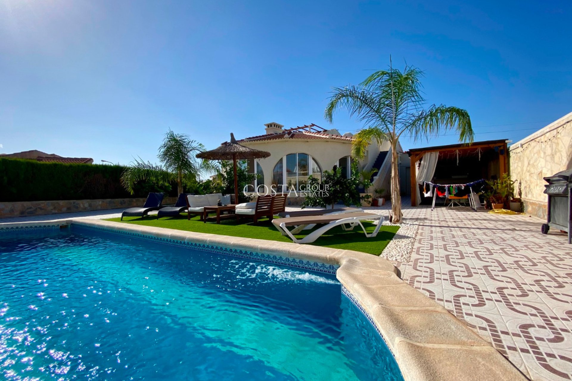 Resale - Villa -
Rojales - Ciudad Quesada