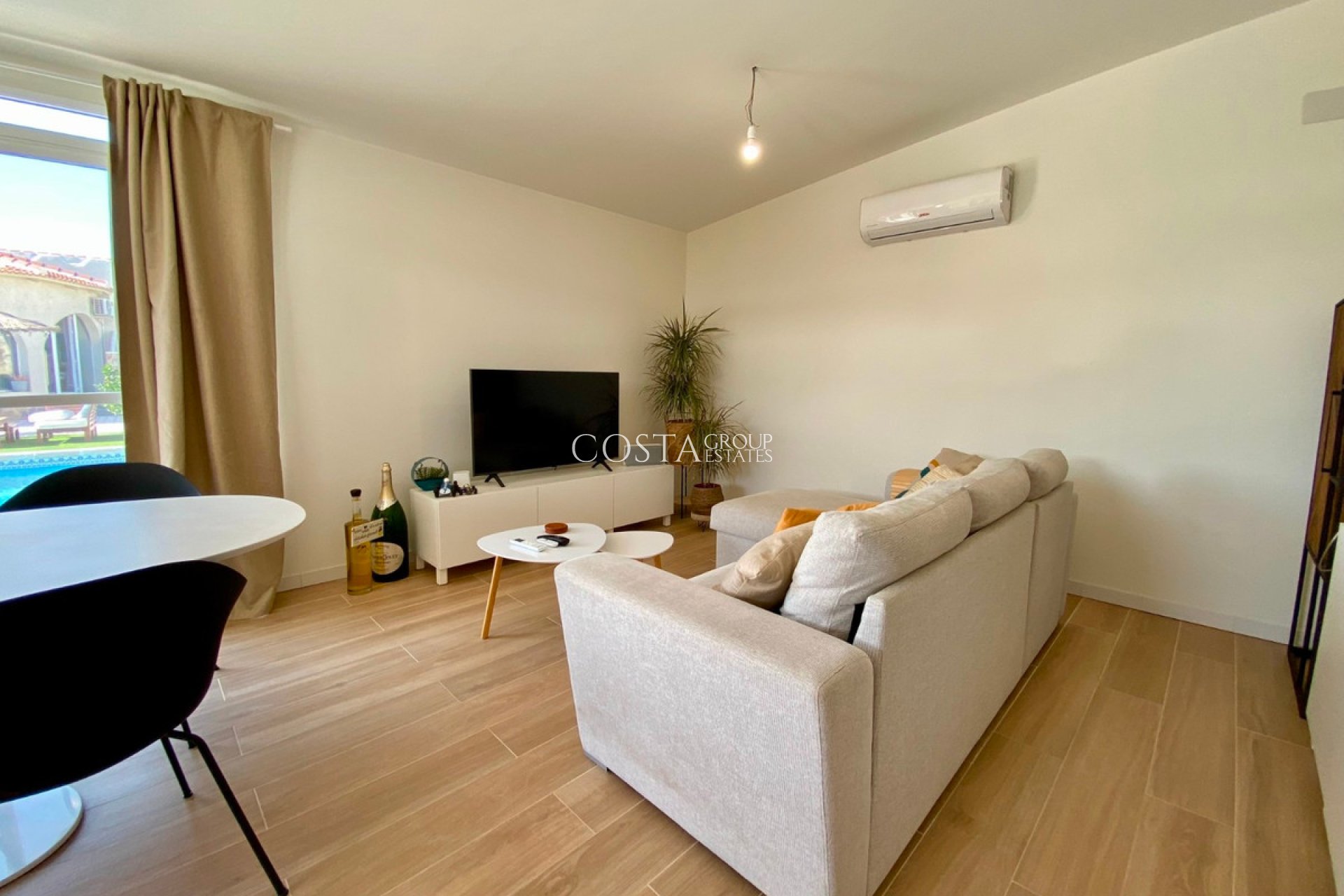 Resale - Villa -
Rojales - Ciudad Quesada