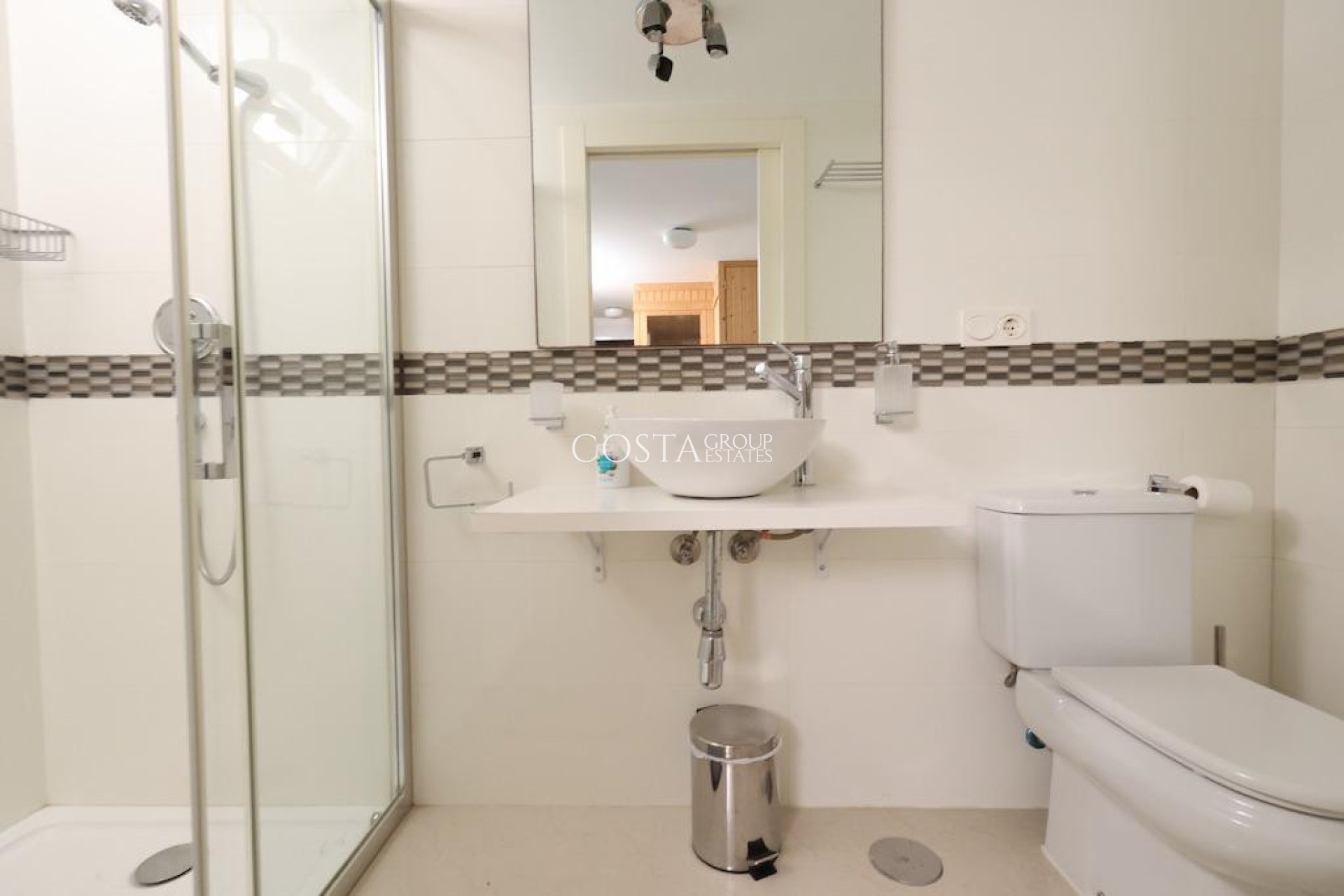 Resale - Villa -
Rojales - Ciudad Quesada