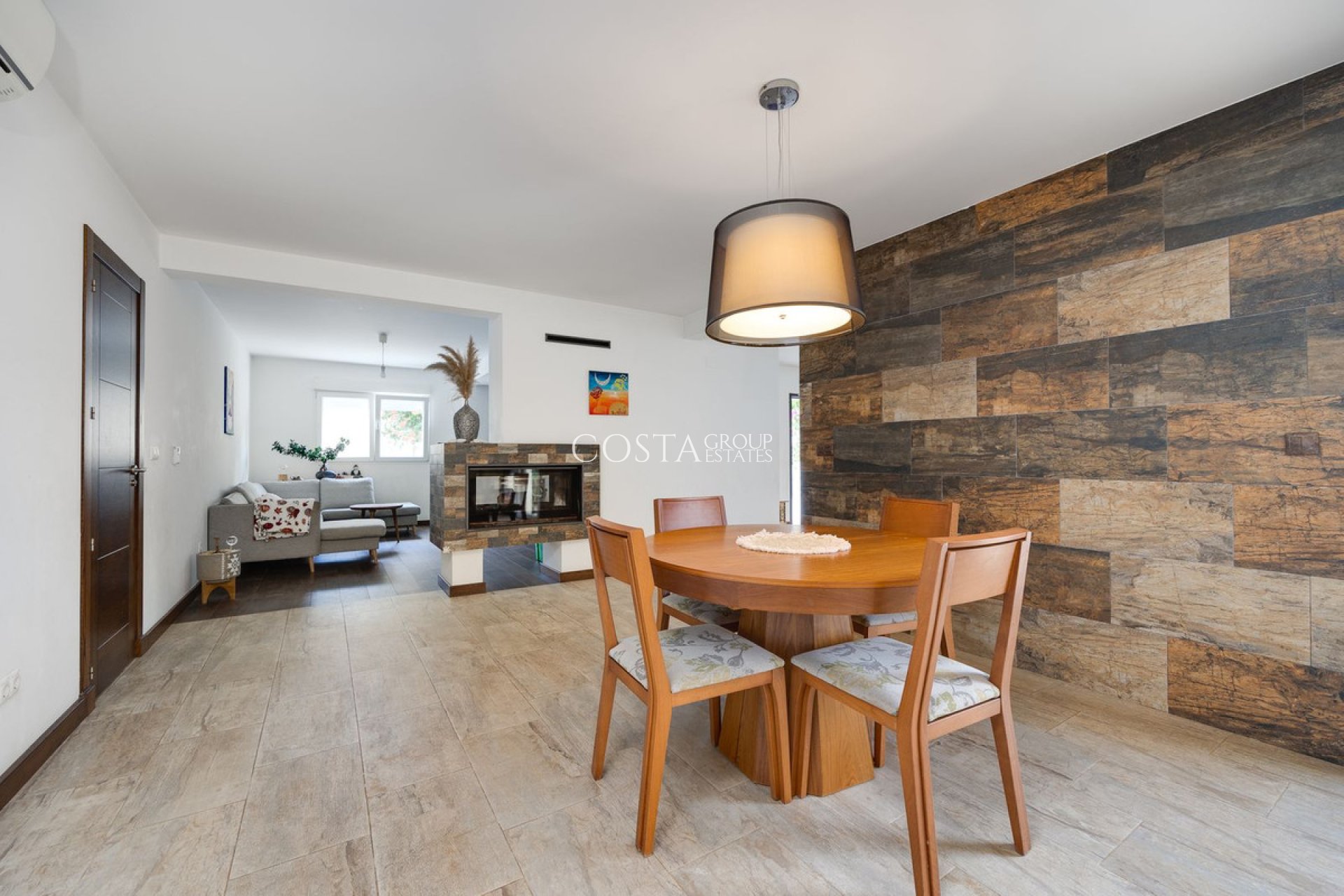 Resale - Villa -
Rojales - Ciudad Quesada