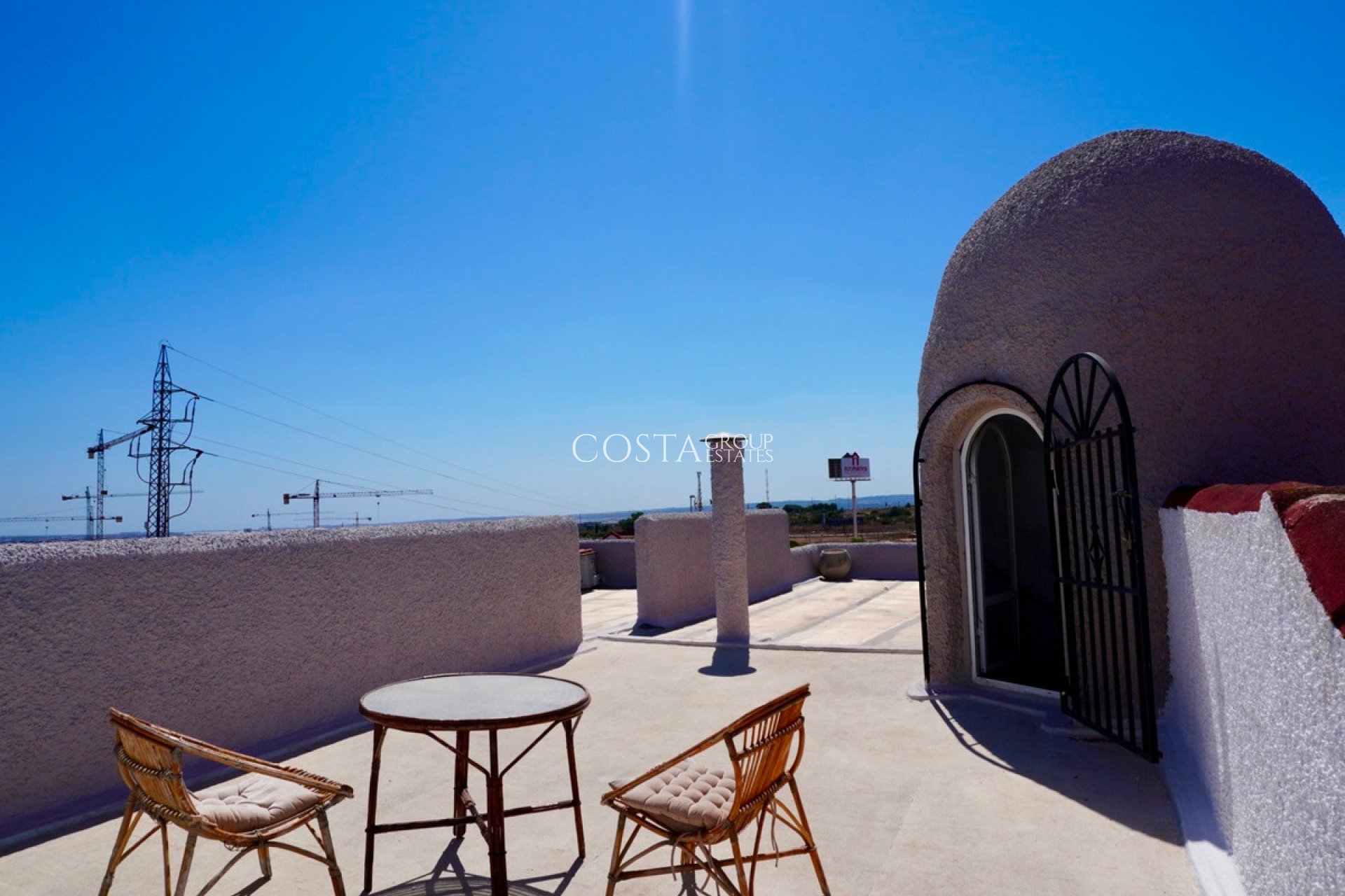 Resale - Villa -
Rojales - Ciudad Quesada