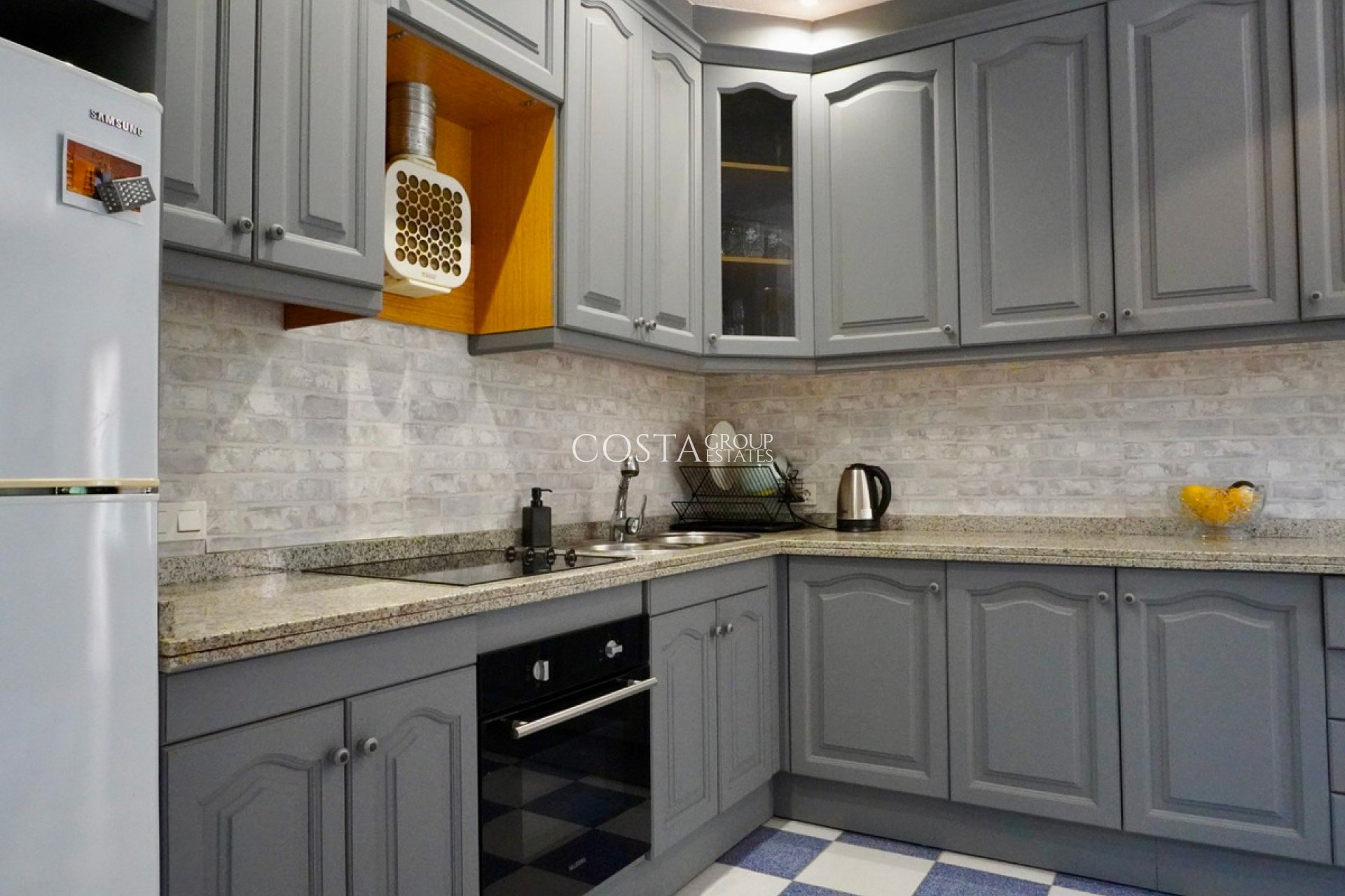 Resale - Villa -
Rojales - Ciudad Quesada