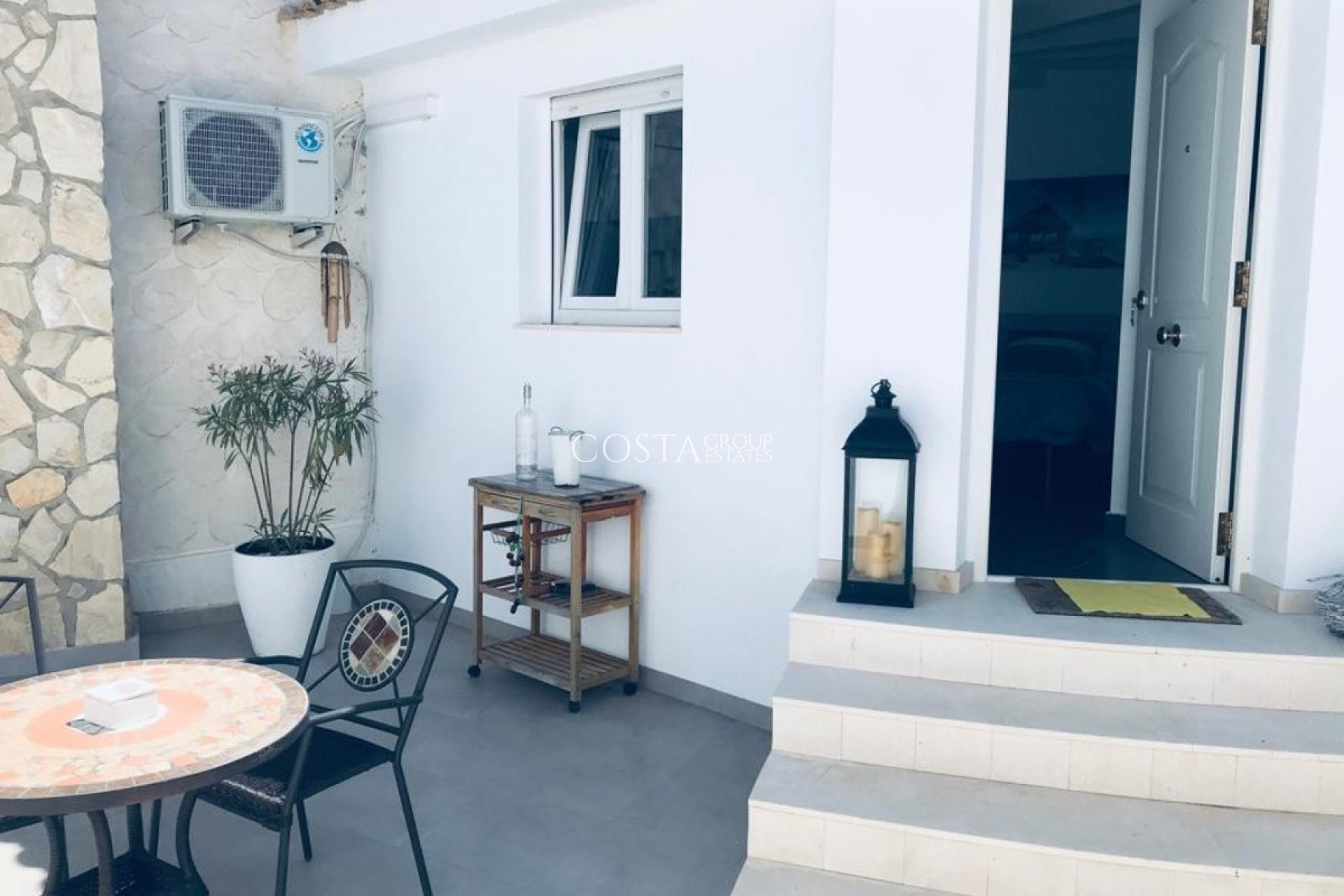 Resale - Villa -
Rojales - Ciudad Quesada