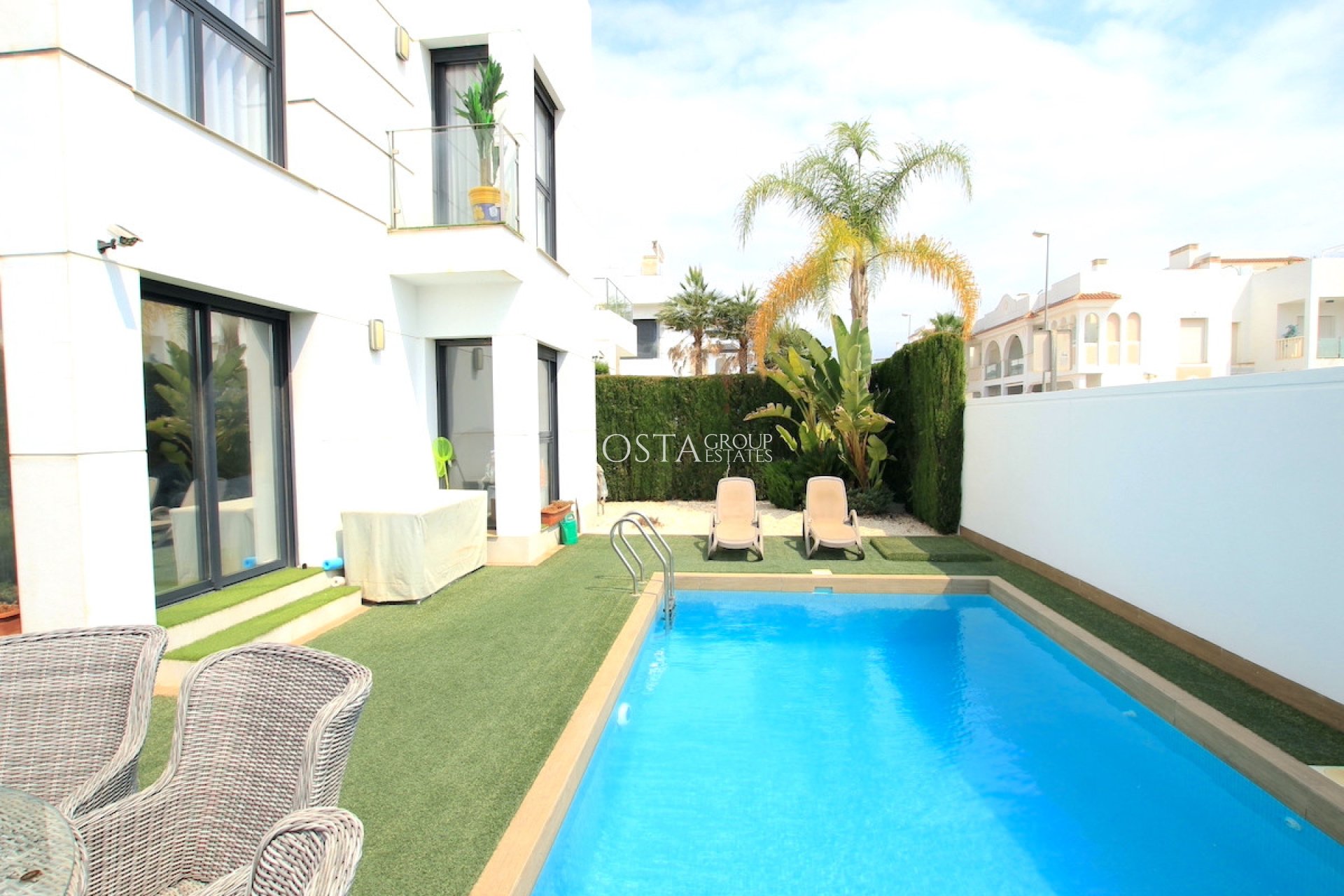 Resale - Villa -
Rojales - Ciudad Quesada
