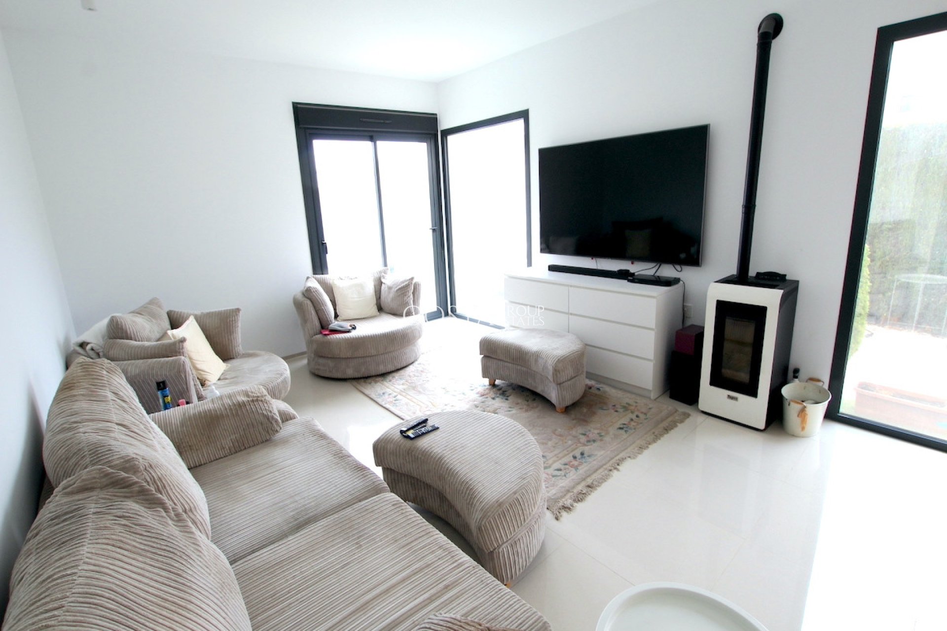 Resale - Villa -
Rojales - Ciudad Quesada