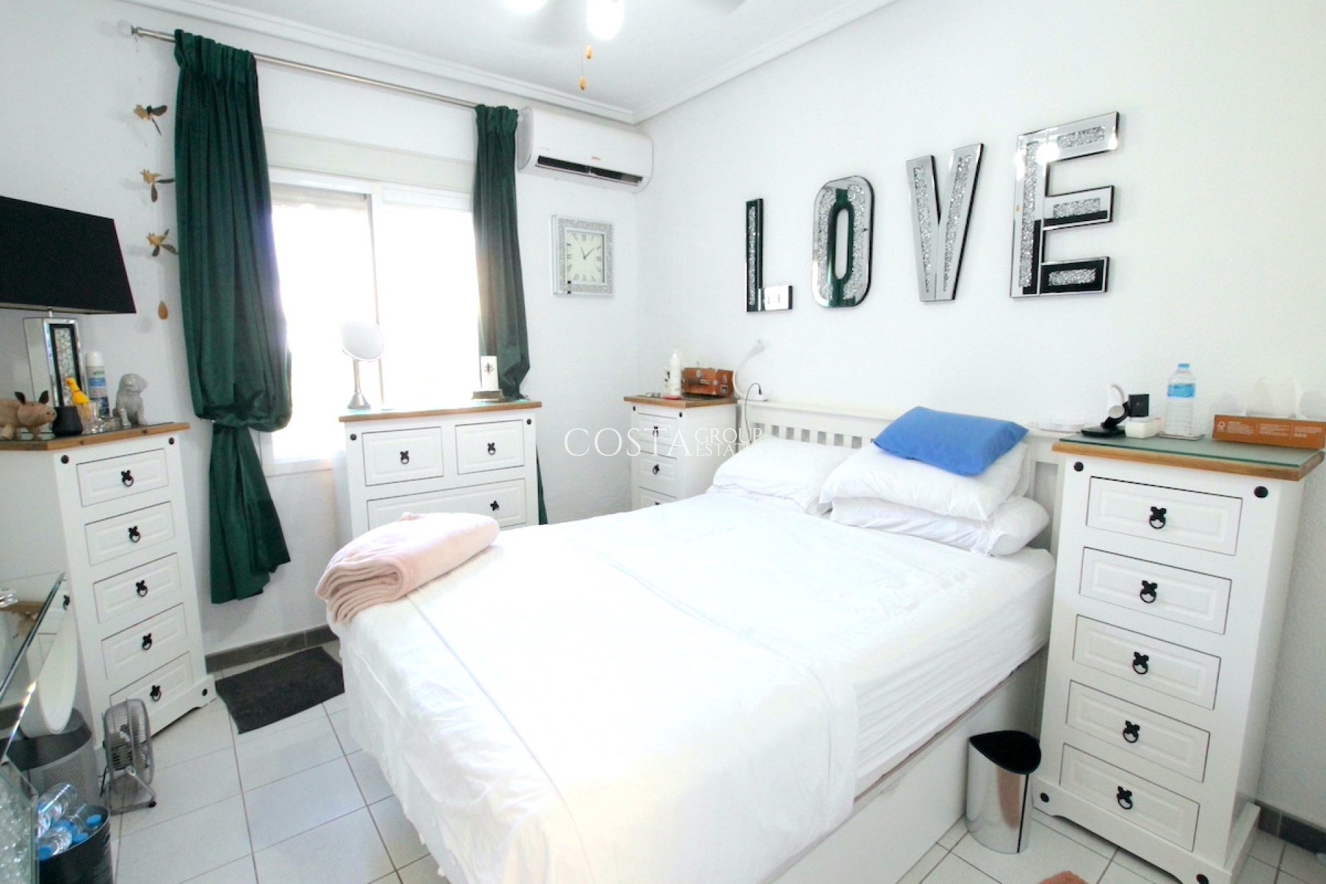 Resale - Villa -
Rojales - Ciudad Quesada