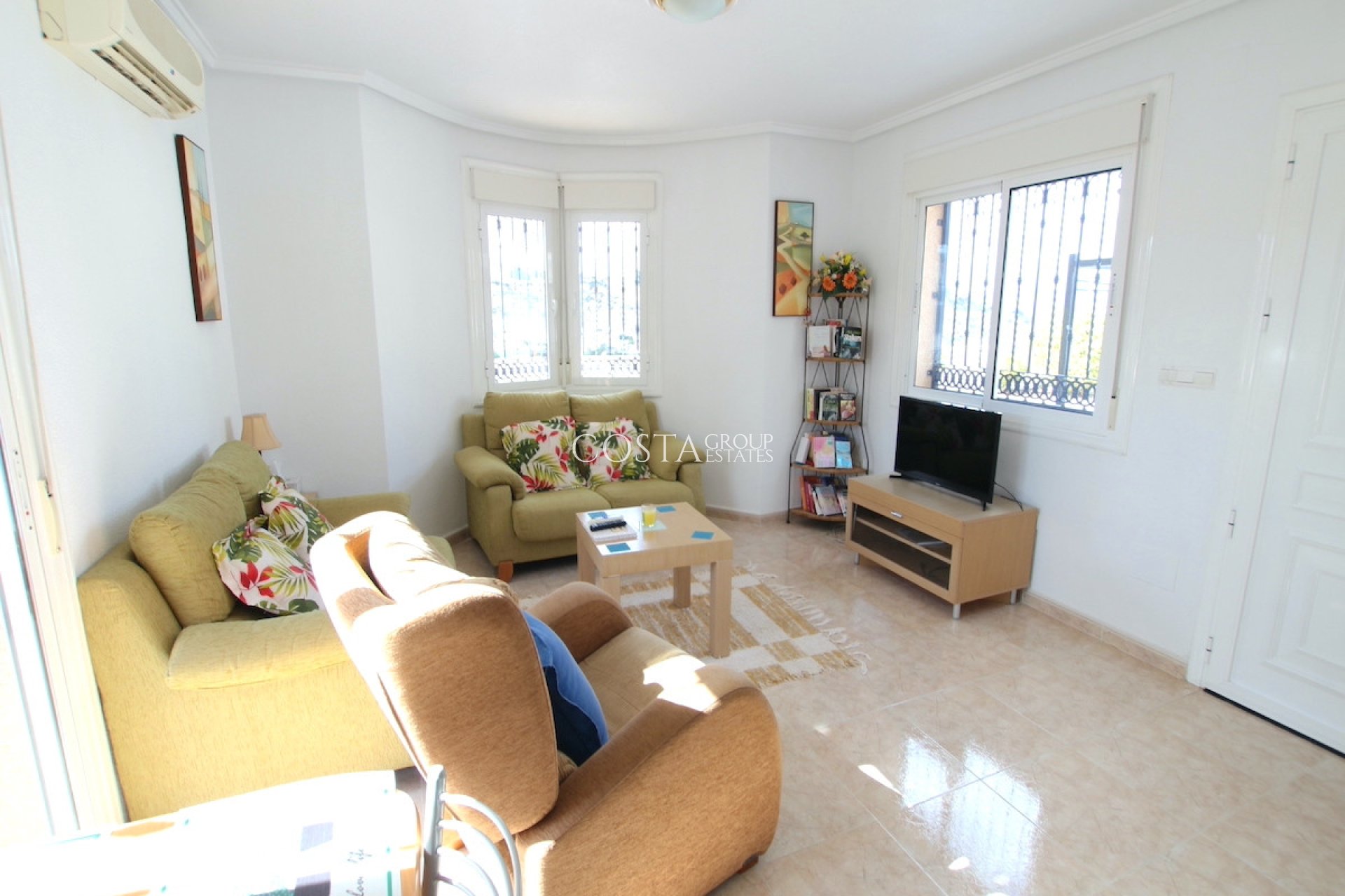 Resale - Villa -
Rojales - Ciudad Quesada