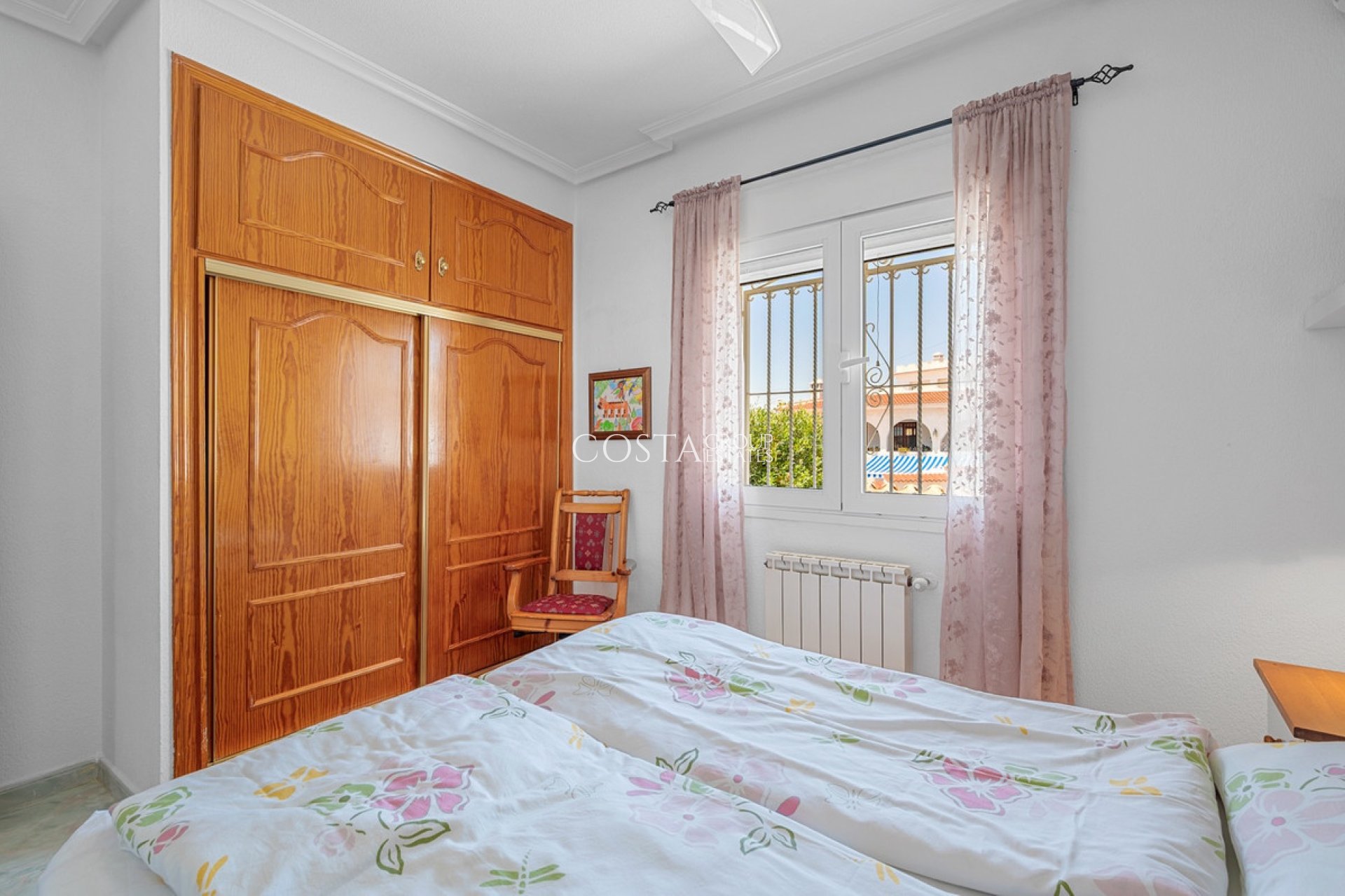 Resale - Villa -
Rojales - Ciudad Quesada