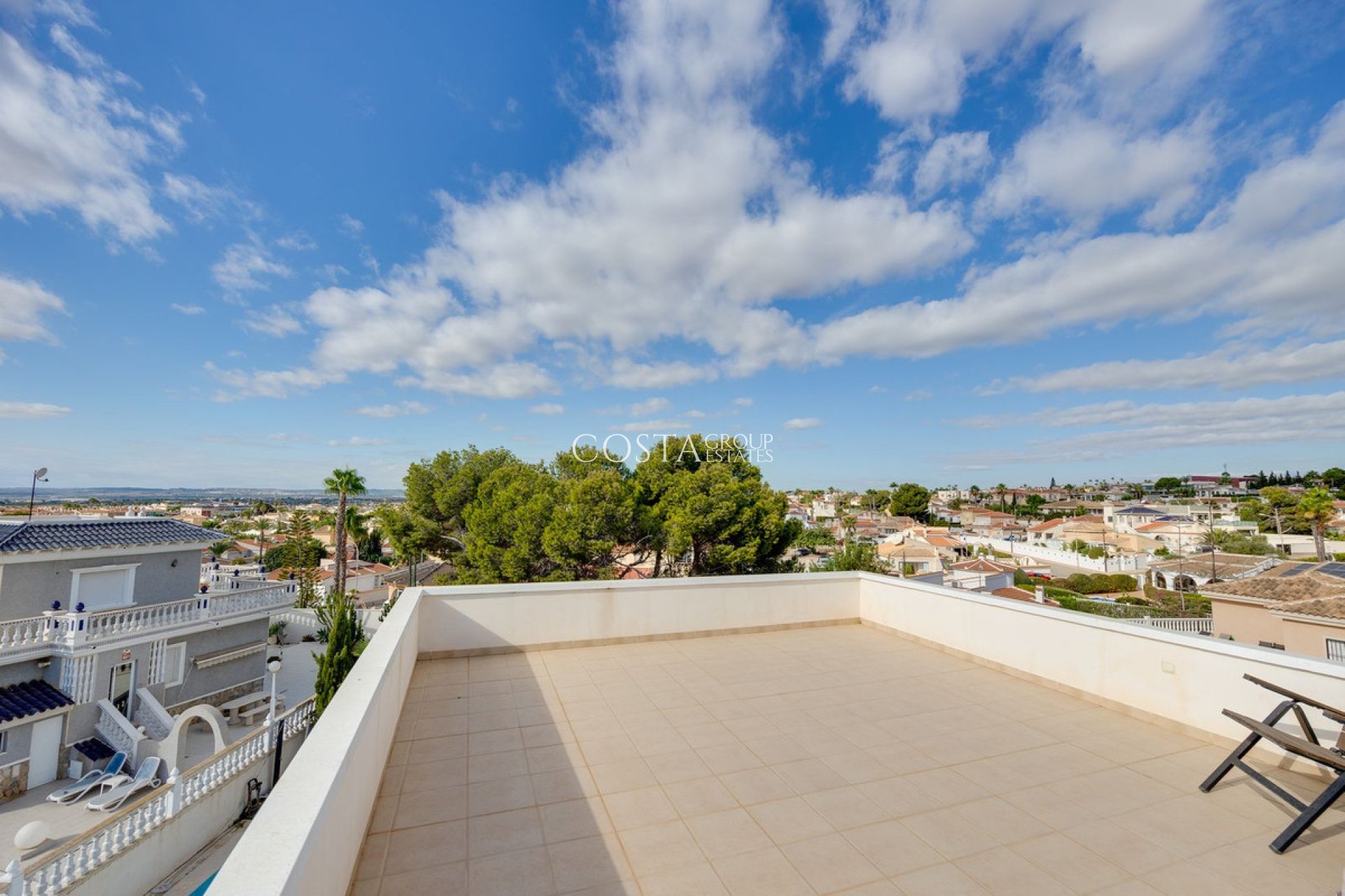 Resale - Villa -
Rojales - Ciudad Quesada