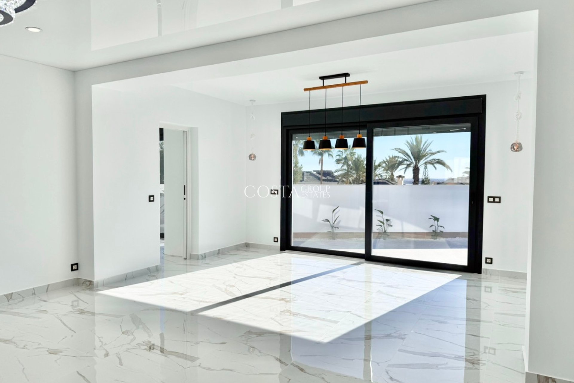 Resale - Villa -
Rojales - Ciudad Quesada