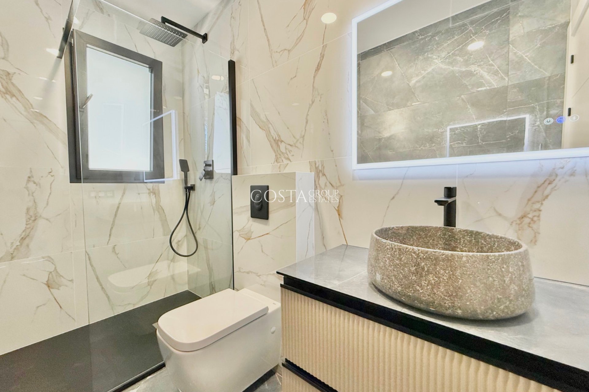 Resale - Villa -
Rojales - Ciudad Quesada