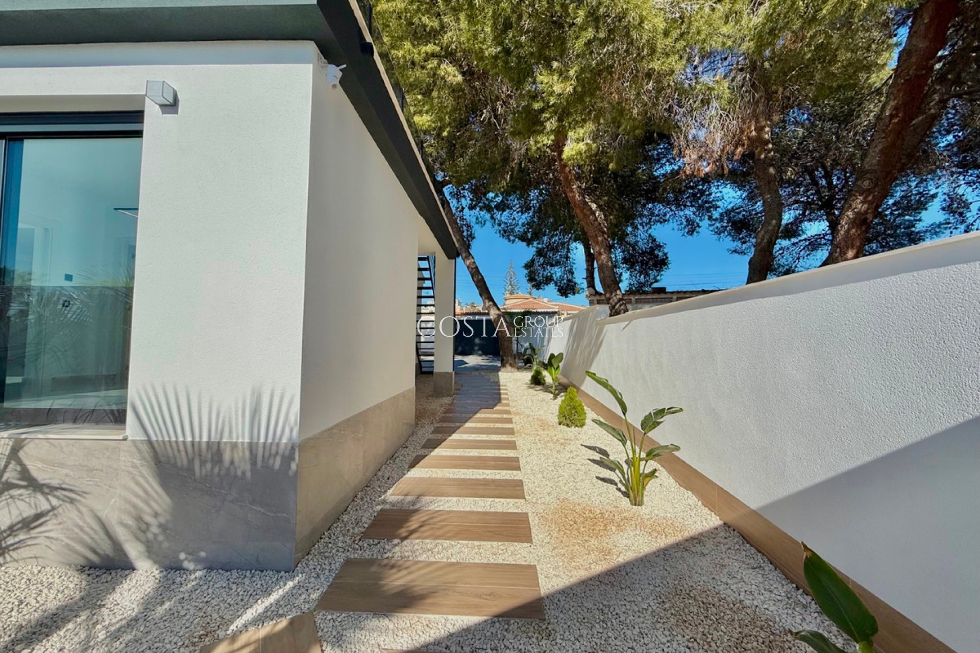 Resale - Villa -
Rojales - Ciudad Quesada