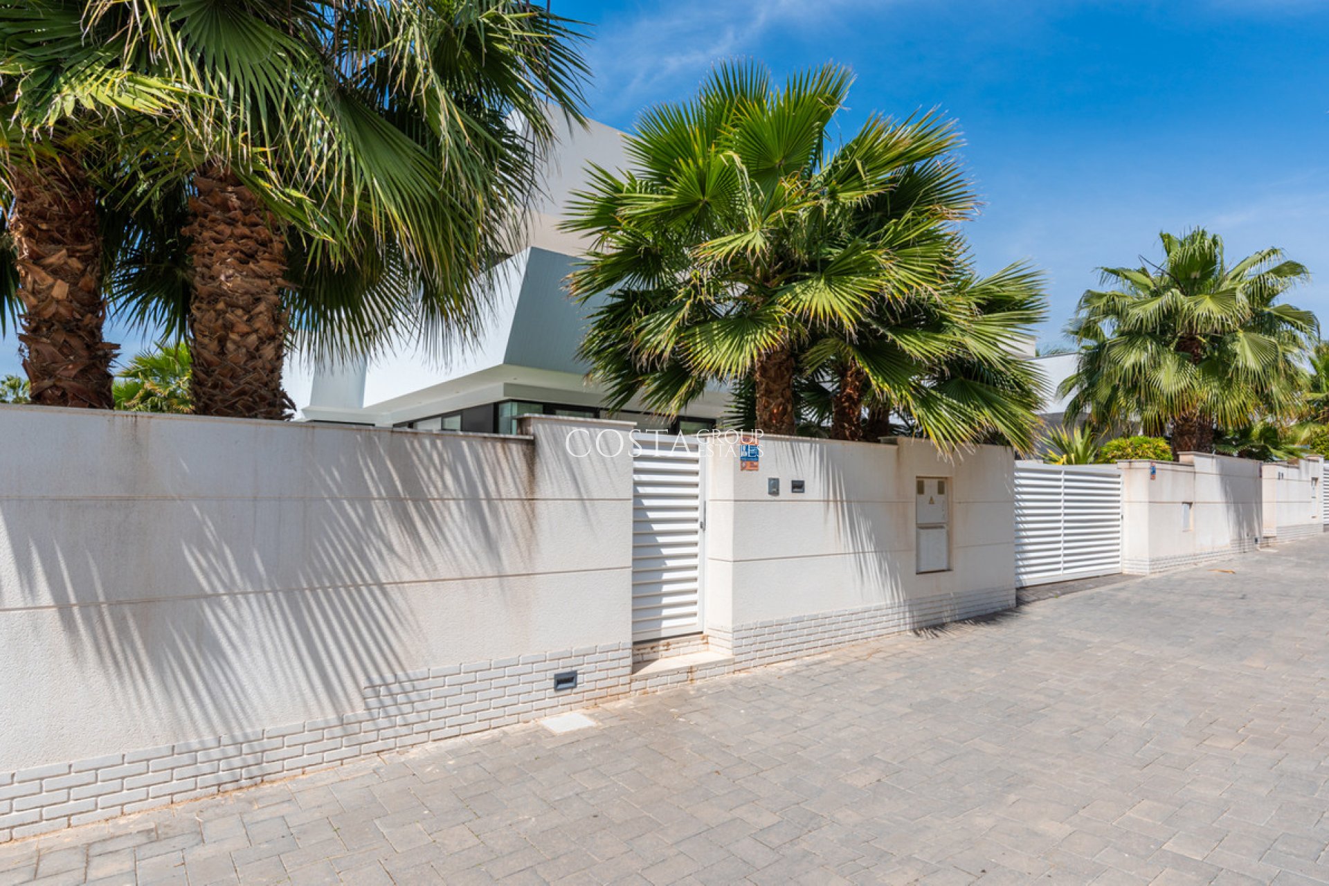 Resale - Villa -
Rojales - Ciudad Quesada