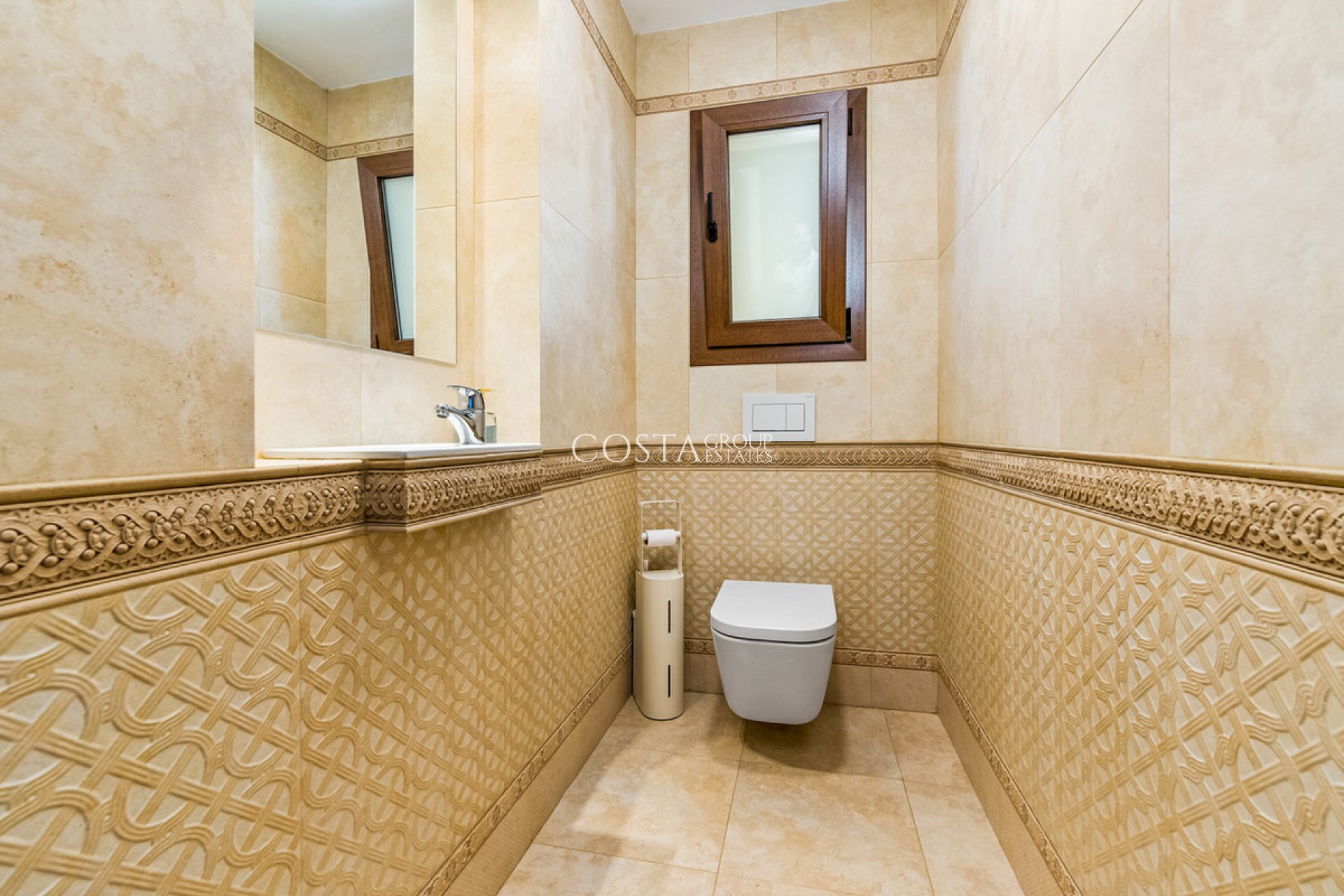 Resale - Villa -
Rojales - Ciudad Quesada