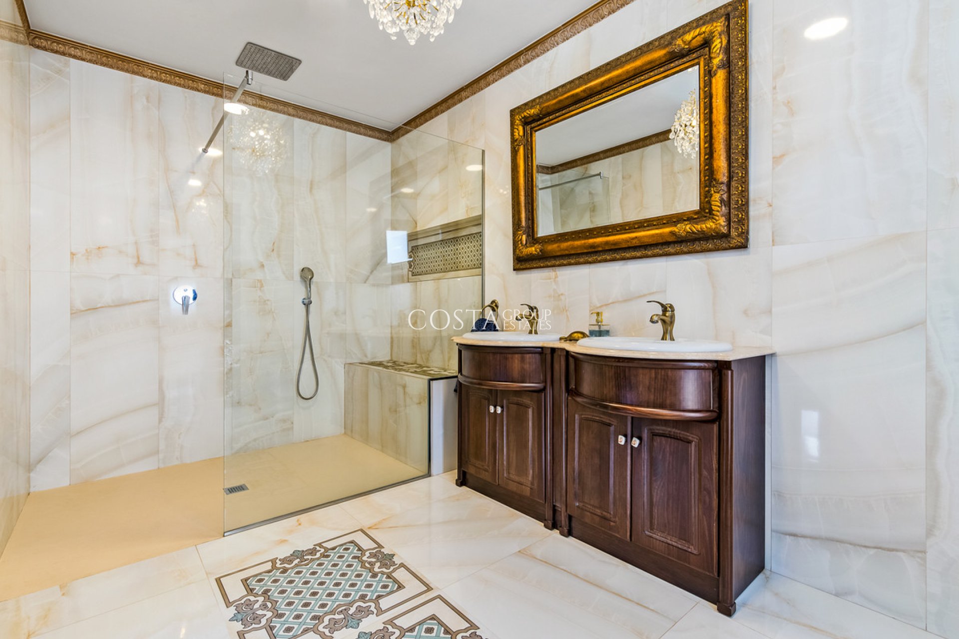 Resale - Villa -
Rojales - Ciudad Quesada